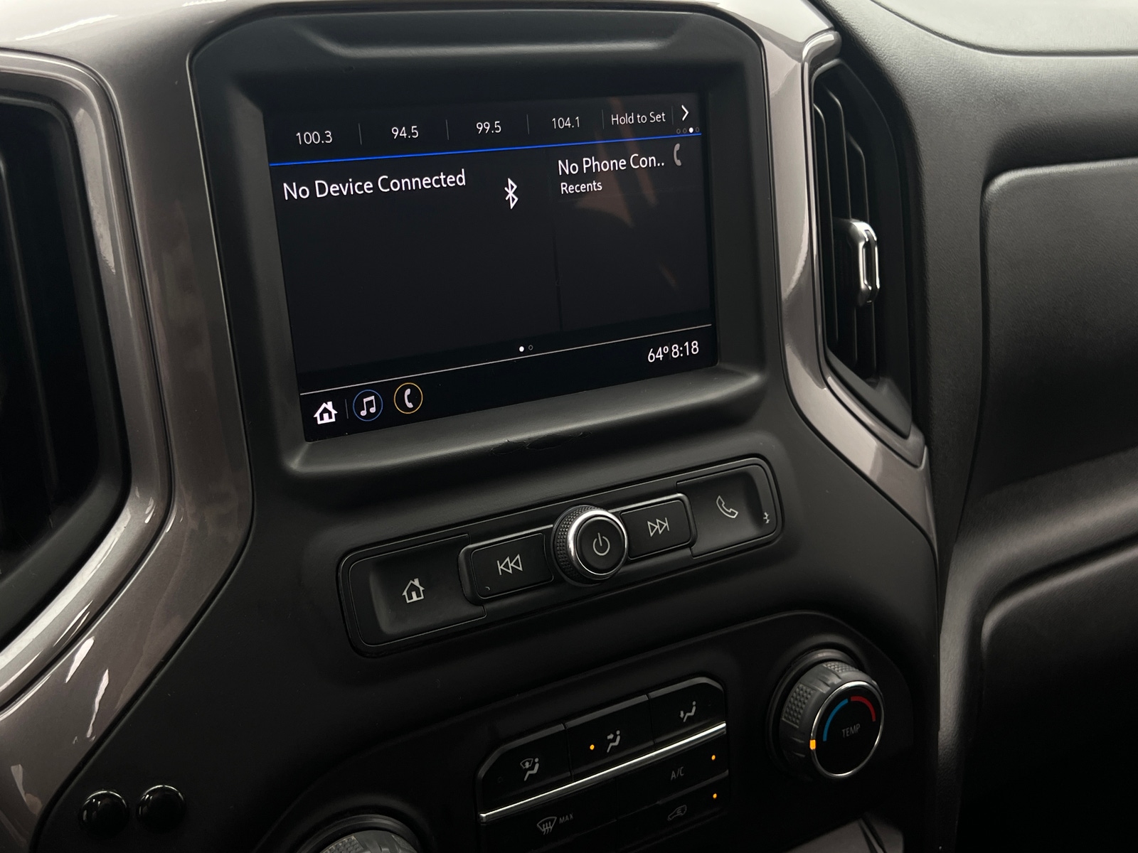 Thumbnail: 2020 Chevrolet Silverado 1500 - 4