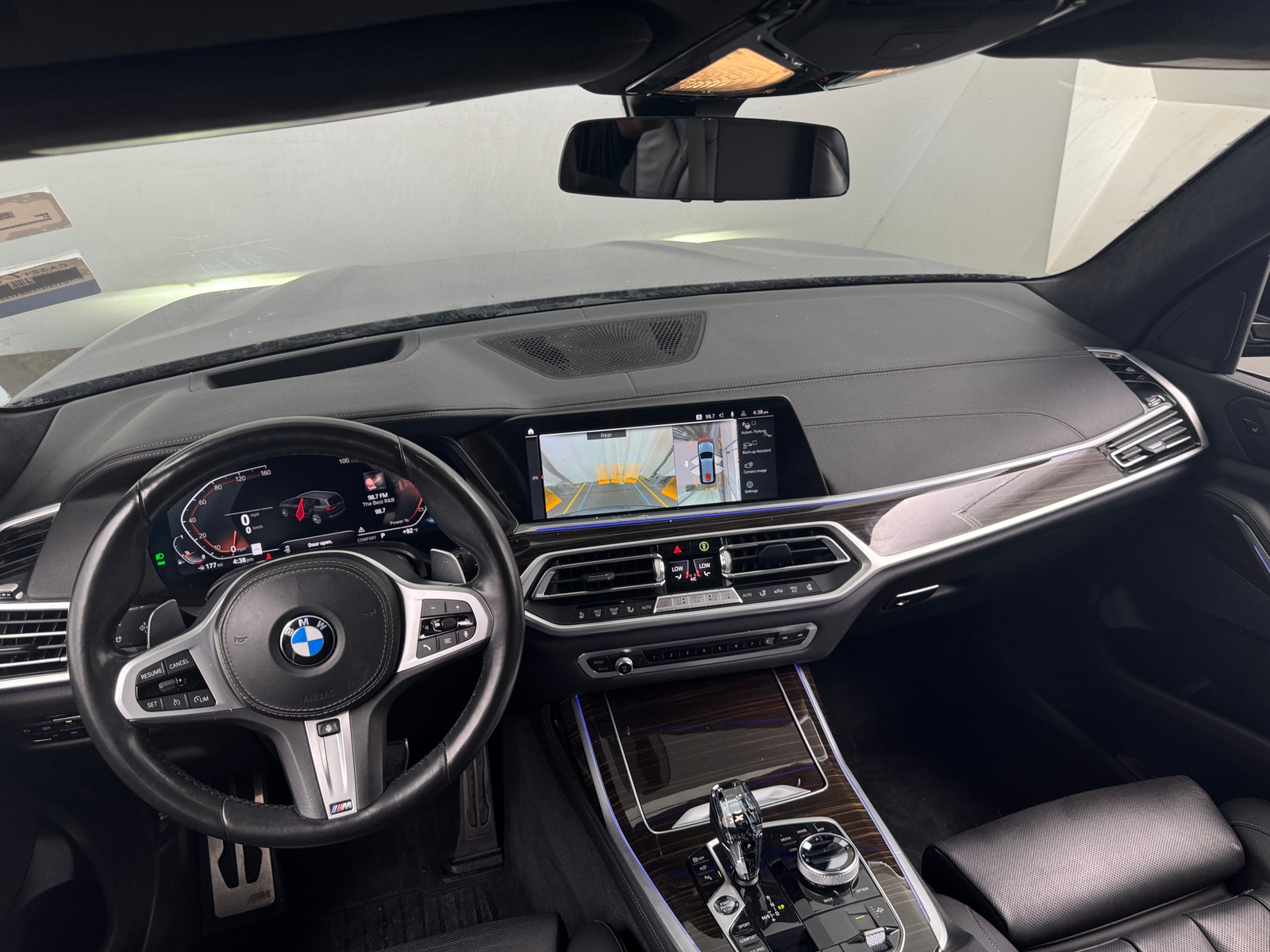 Thumbnail: 2021 BMW X7 - 2
