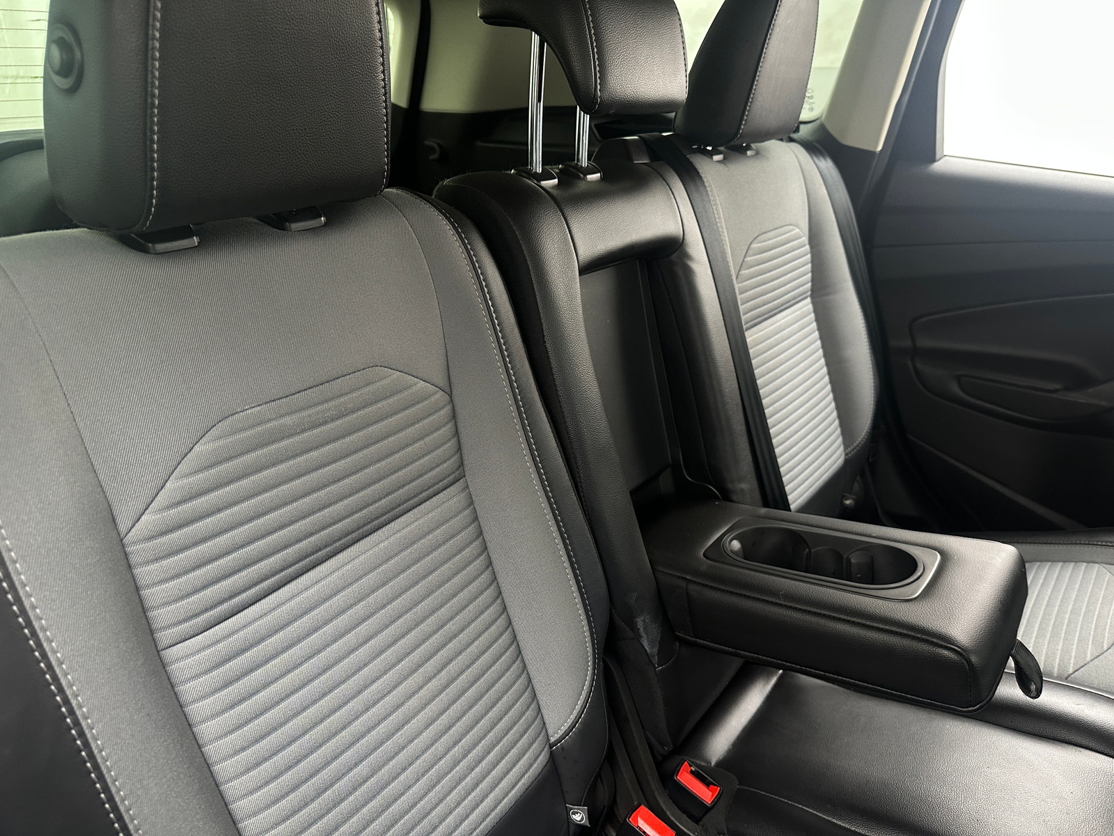 Thumbnail: 2019 Ford Escape - 6