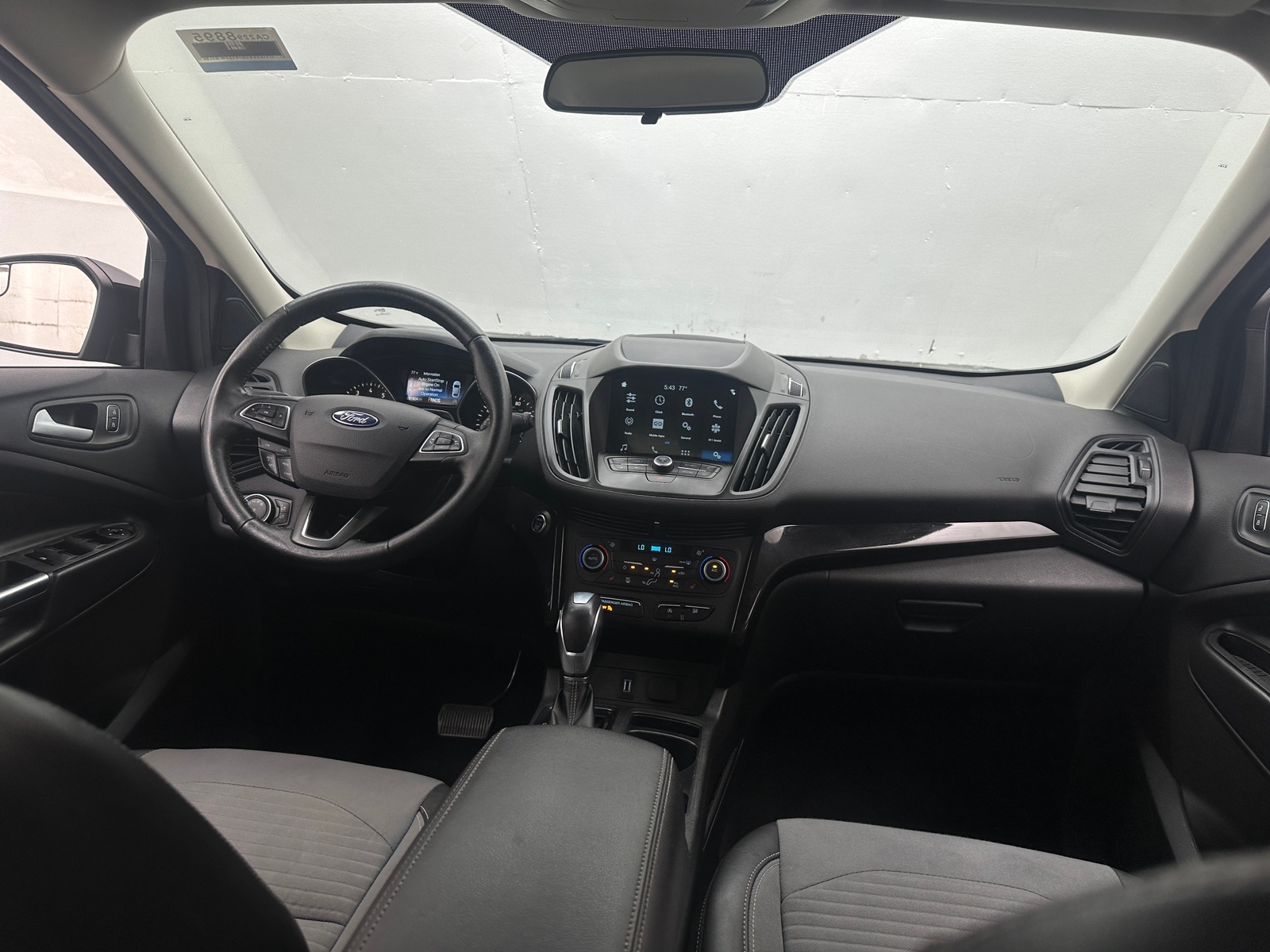 Thumbnail: 2019 Ford Escape - 3
