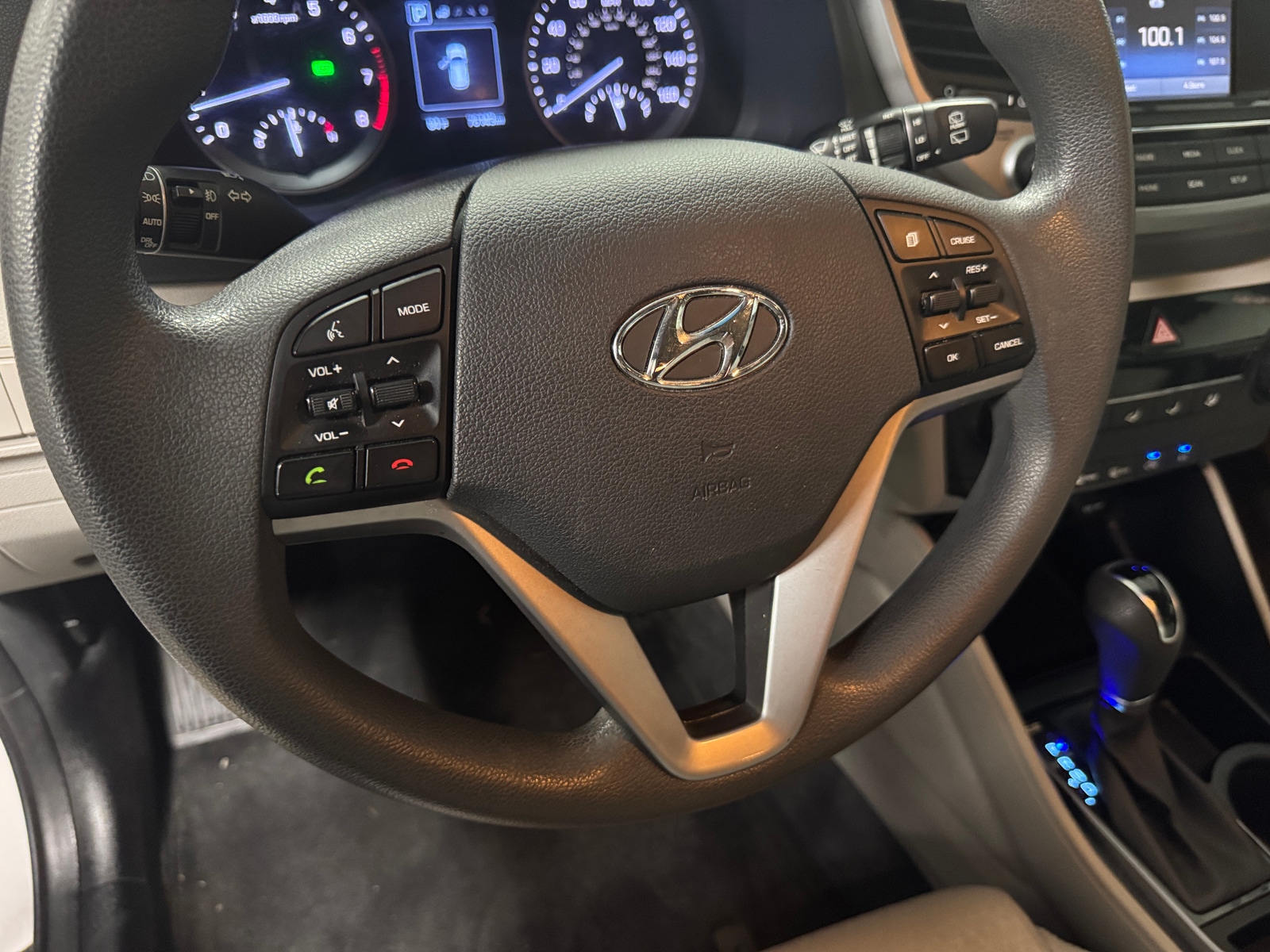 Thumbnail: 2017 Hyundai Tucson - 5