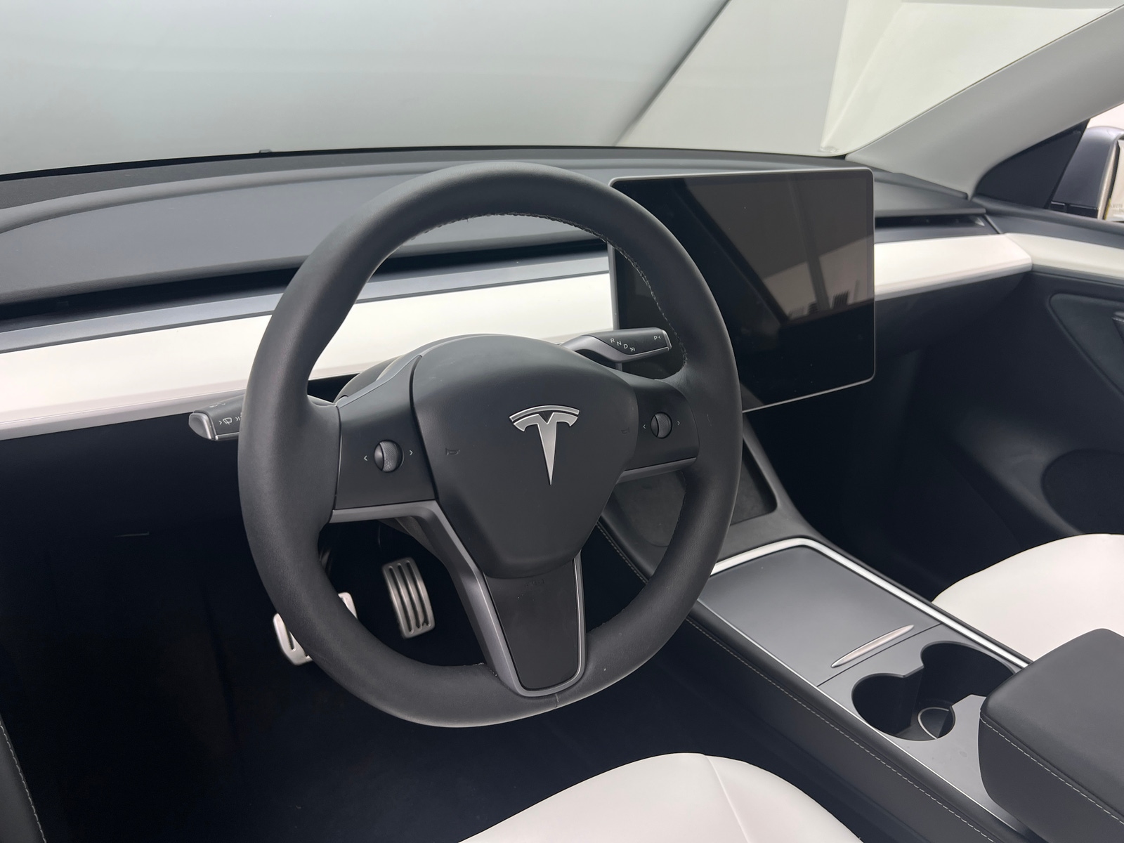 Thumbnail: 2024 Tesla Model Y - 4