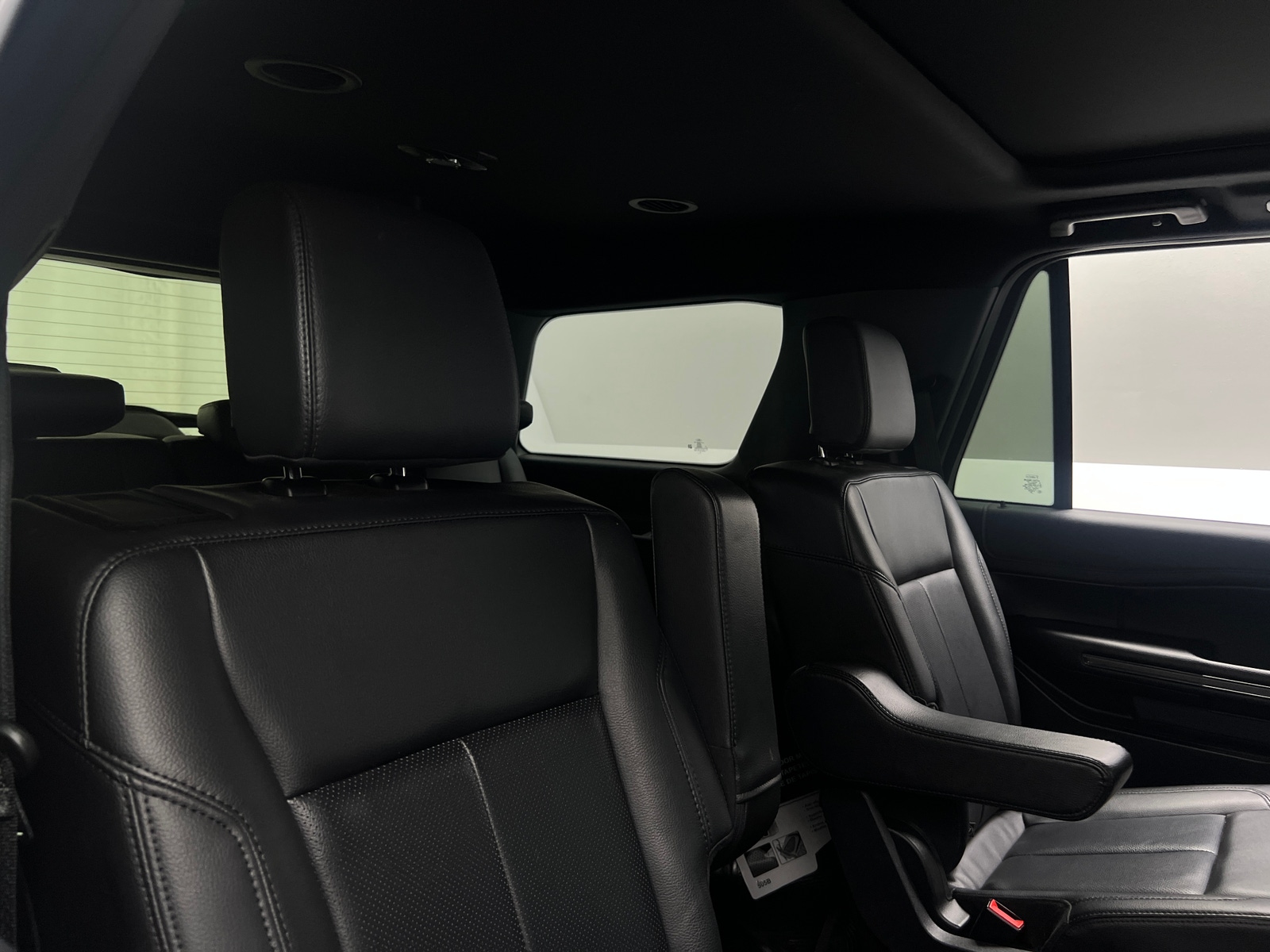 Thumbnail: 2021 Ford Expedition - 6