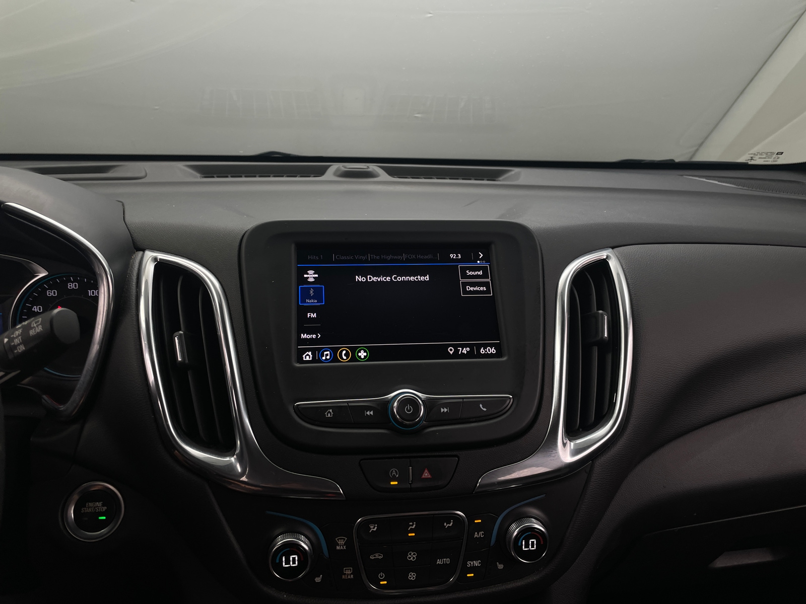 Thumbnail: 2023 Chevrolet Equinox - 4