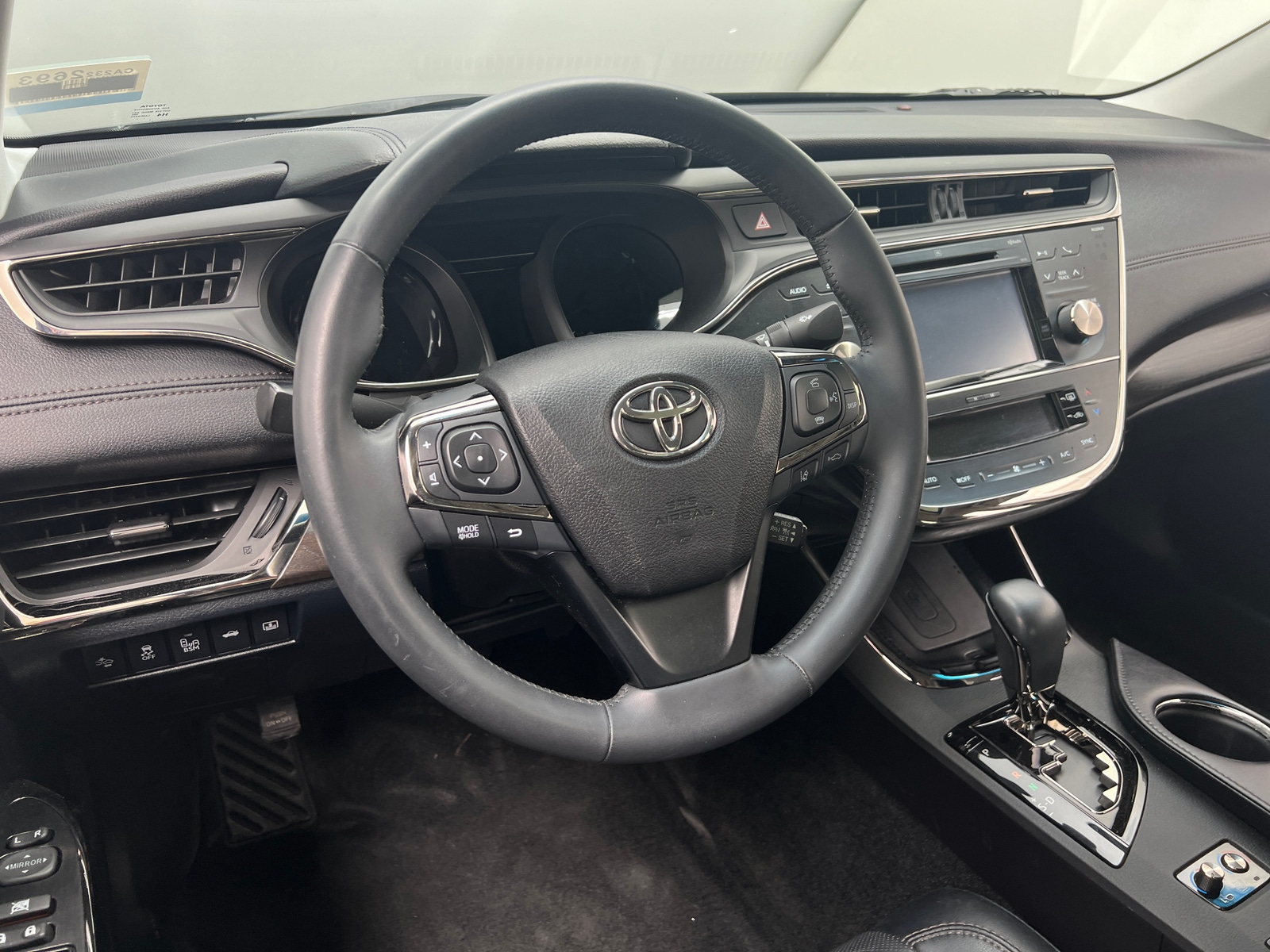 Thumbnail: 2016 Toyota Avalon - 4