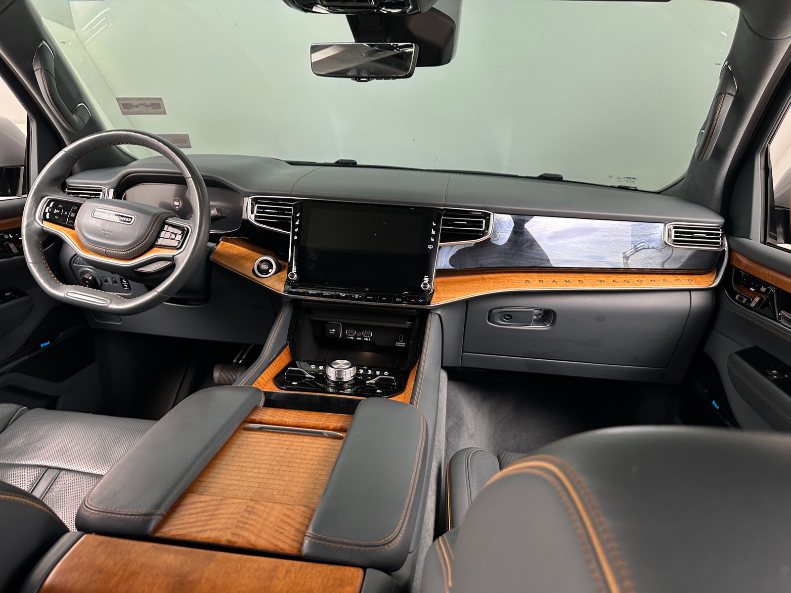 Thumbnail: 2022 Jeep Grand Wagoneer - 2