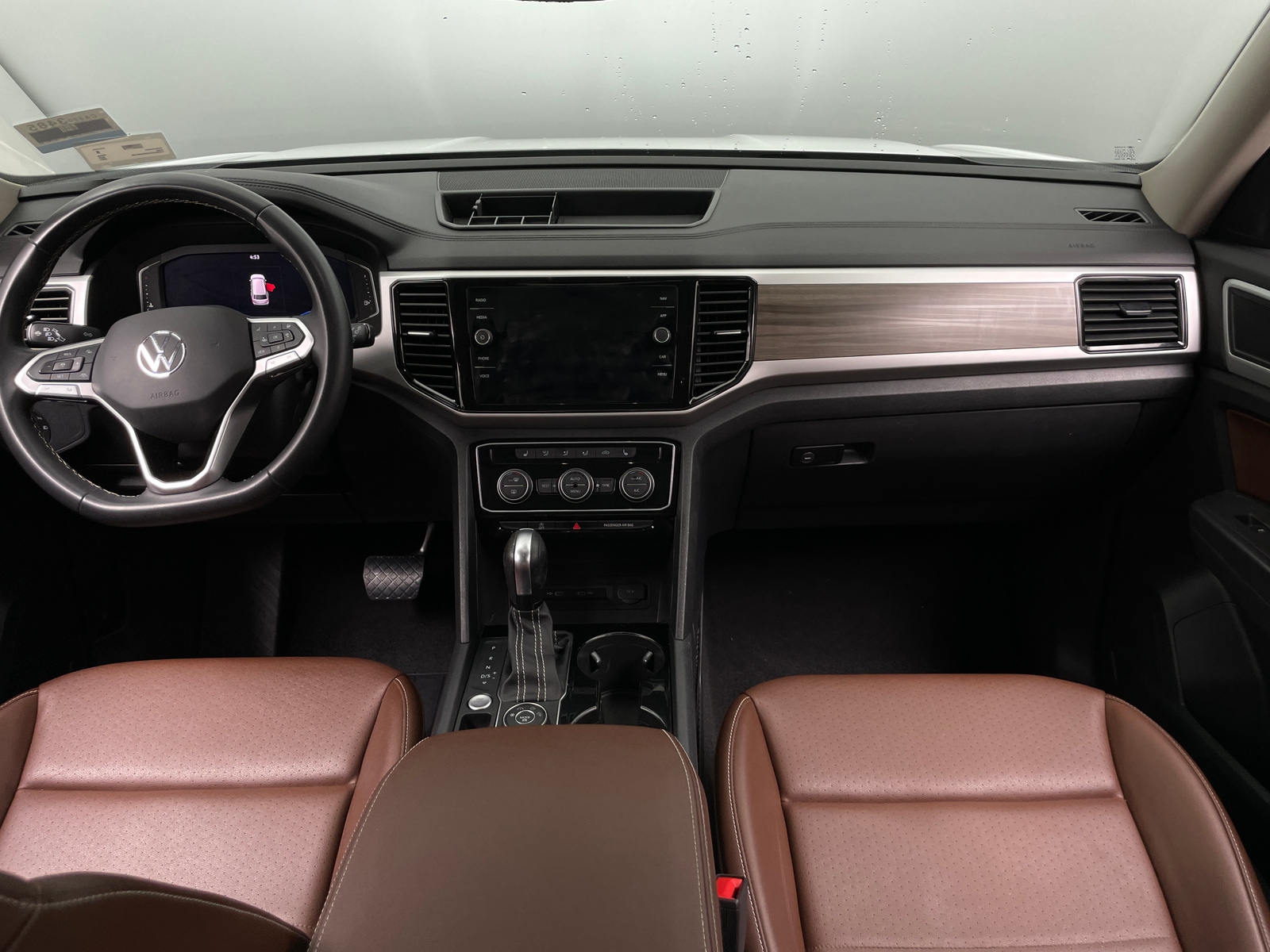 Thumbnail: 2021 Volkswagen Atlas - 2
