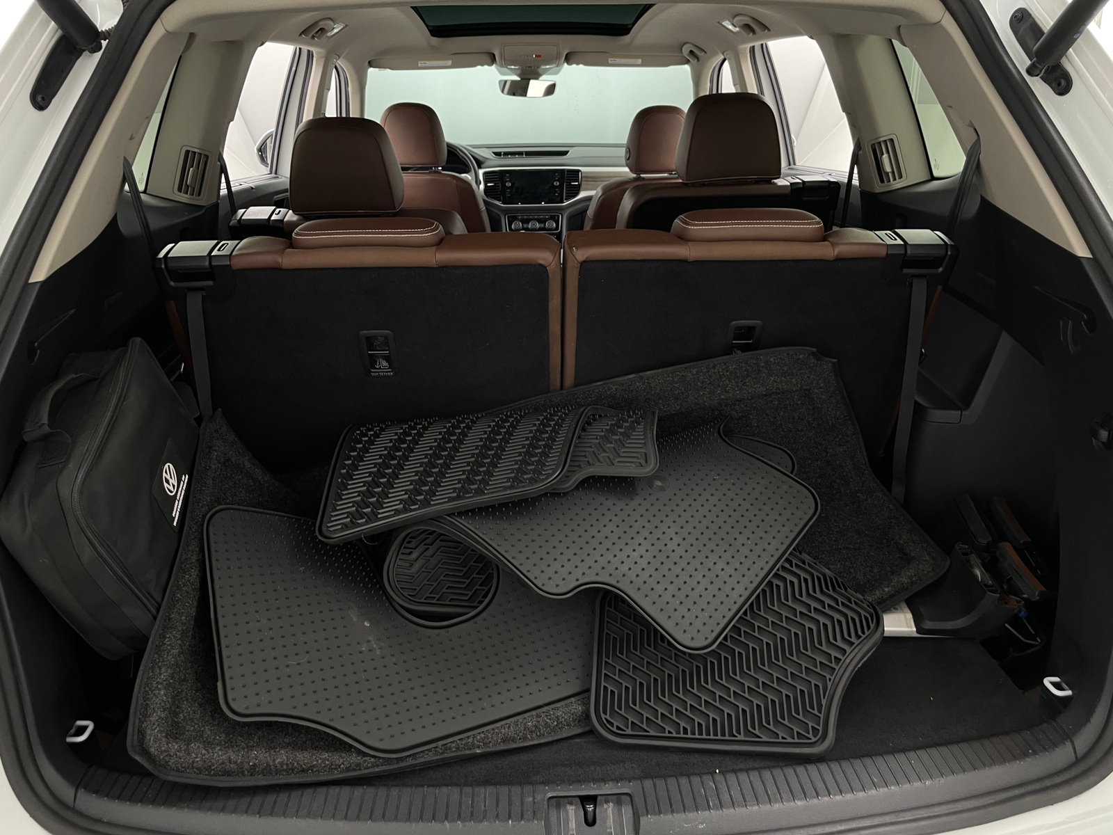 Thumbnail: 2021 Volkswagen Atlas - 6