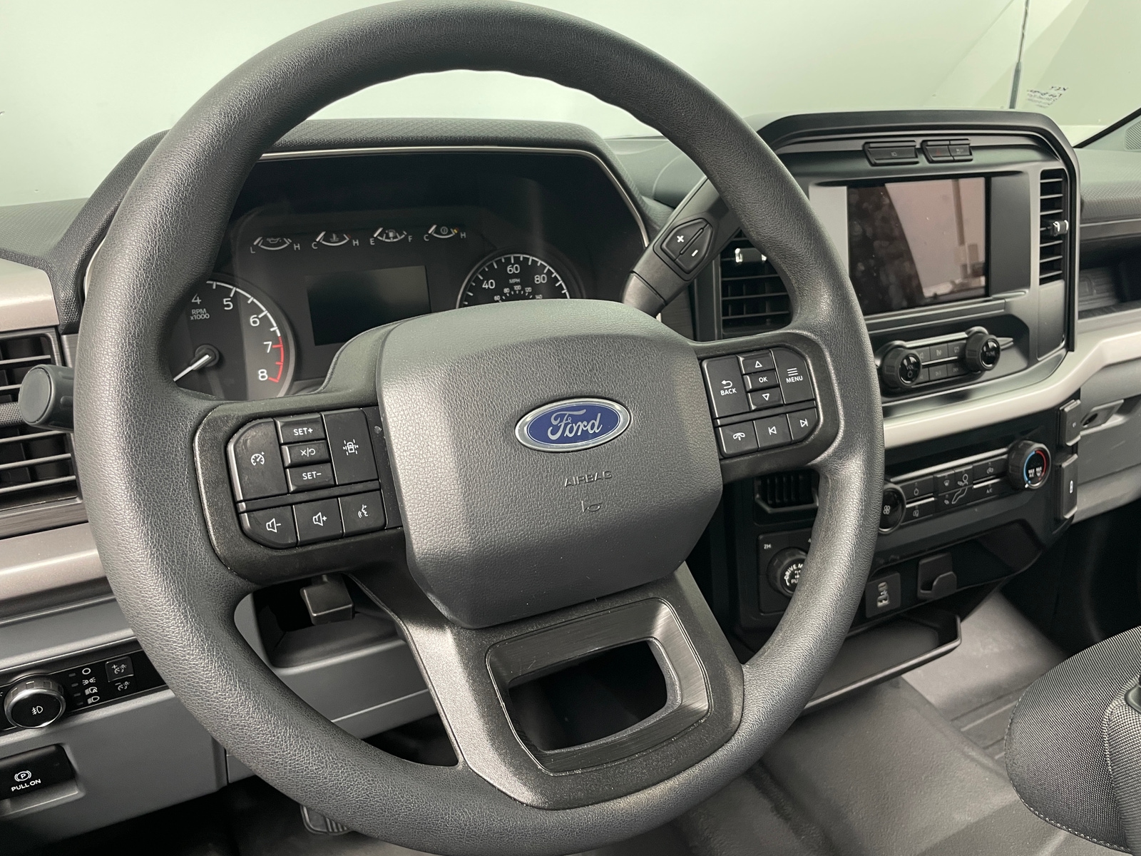 Thumbnail: 2022 Ford Econoline - 5