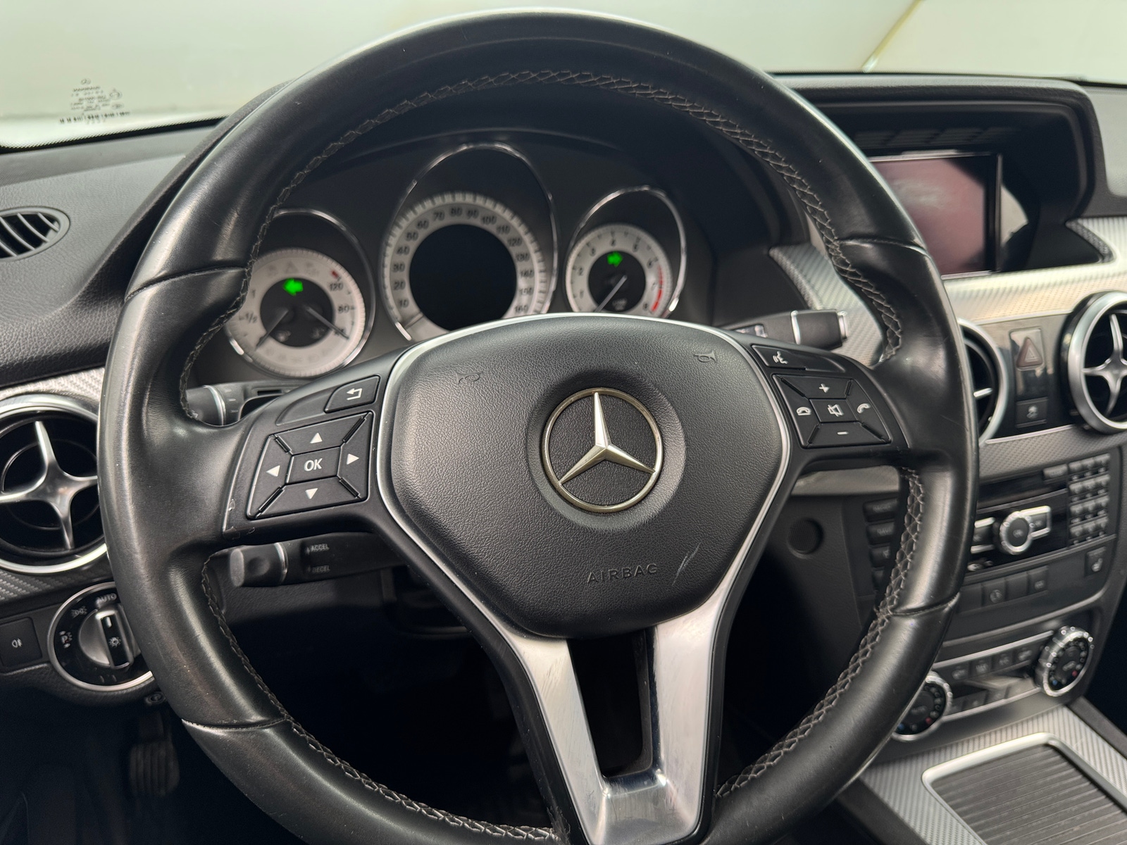Thumbnail: 2015 Mercedes-Benz GLK - 5
