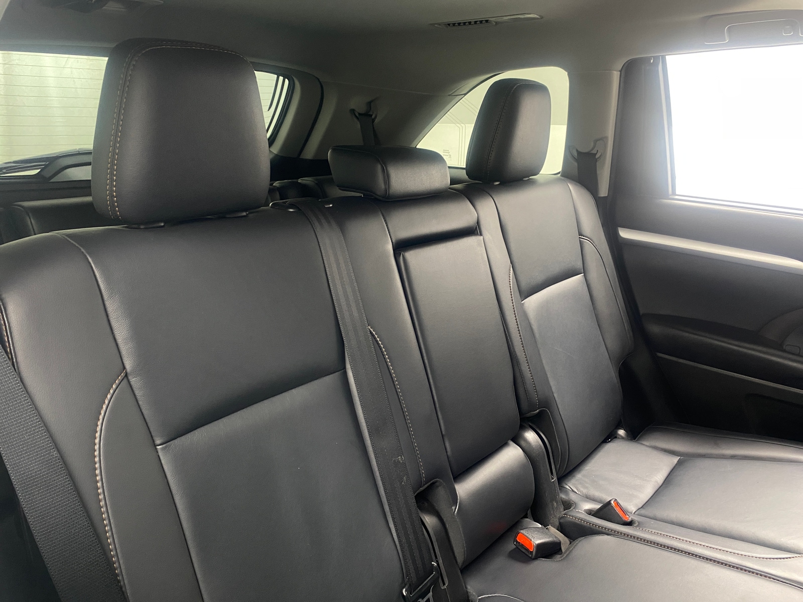 Thumbnail: 2019 Toyota Highlander - 5