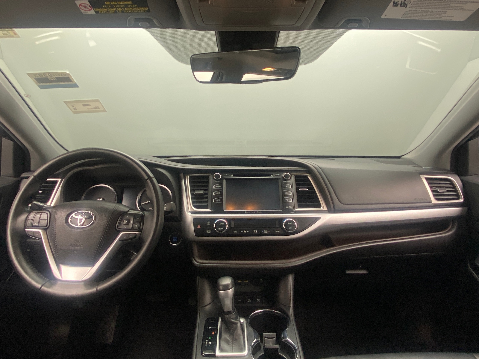 Thumbnail: 2019 Toyota Highlander - 2