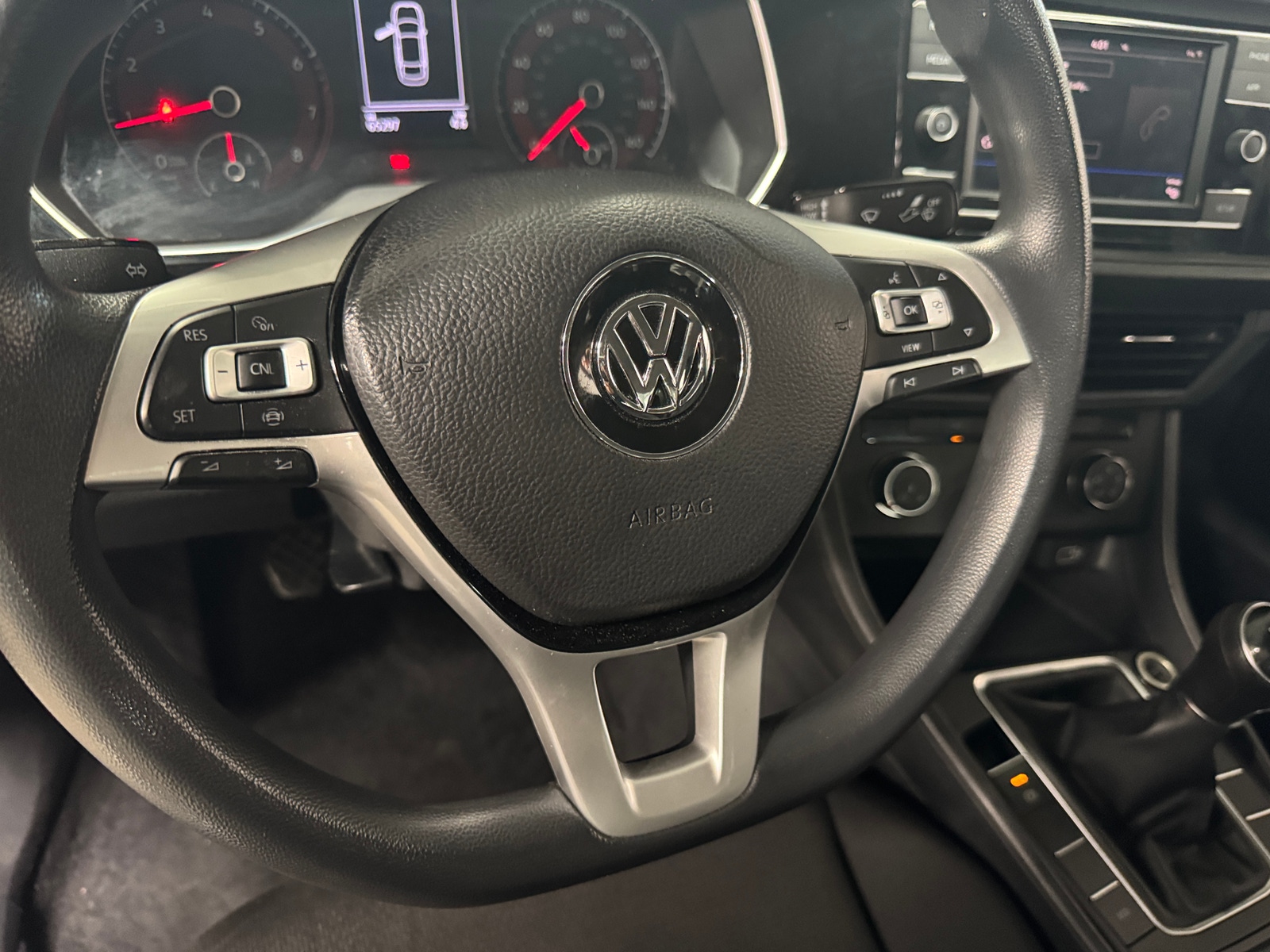 Thumbnail: 2019 Volkswagen Jetta - 5
