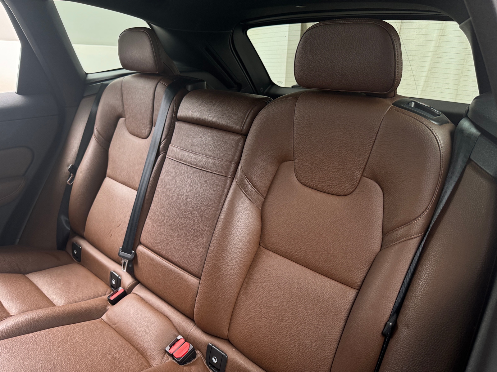 Thumbnail: 2021 Volvo XC60 - 5