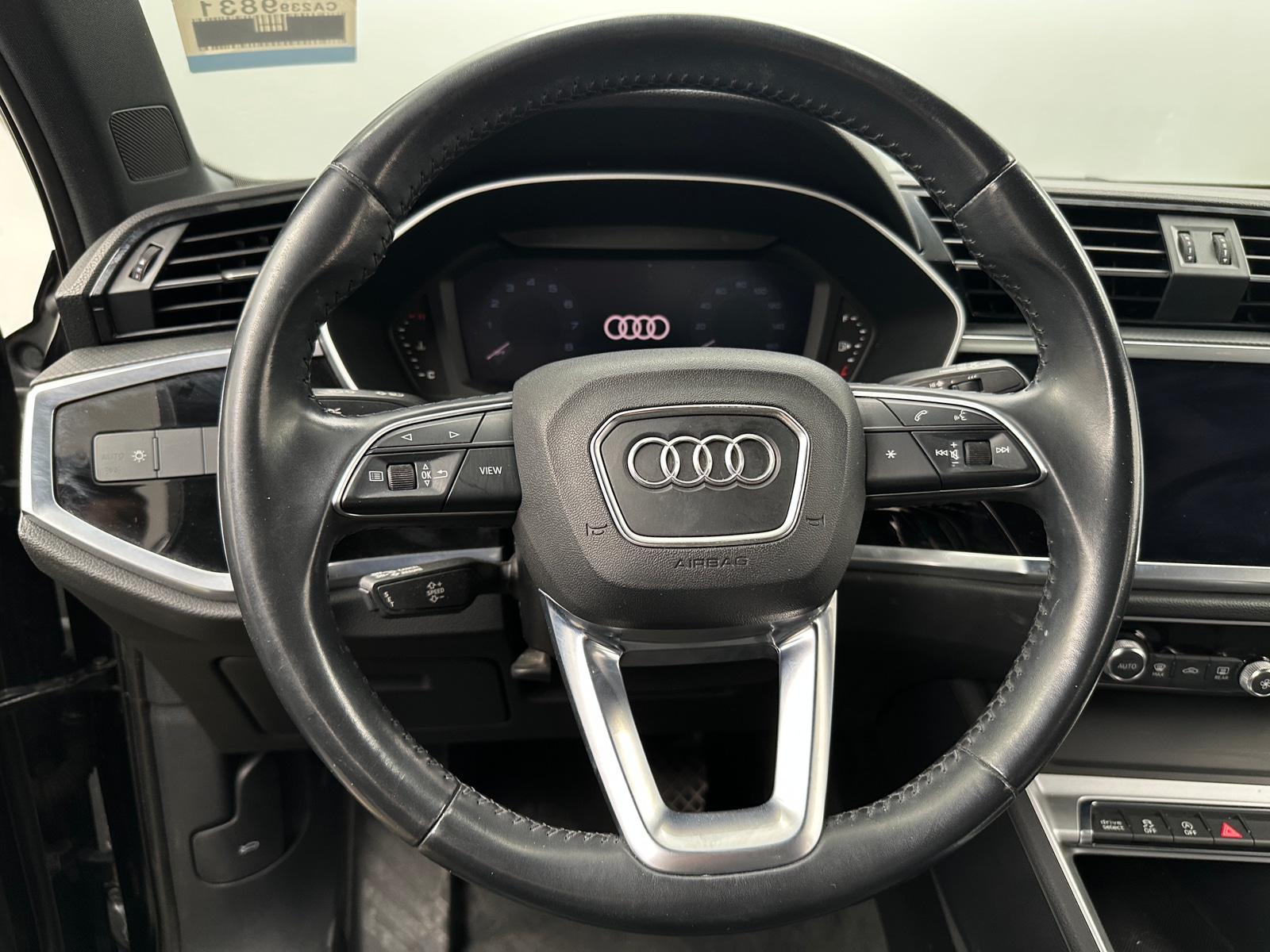 Thumbnail: 2019 Audi Q3 - 4