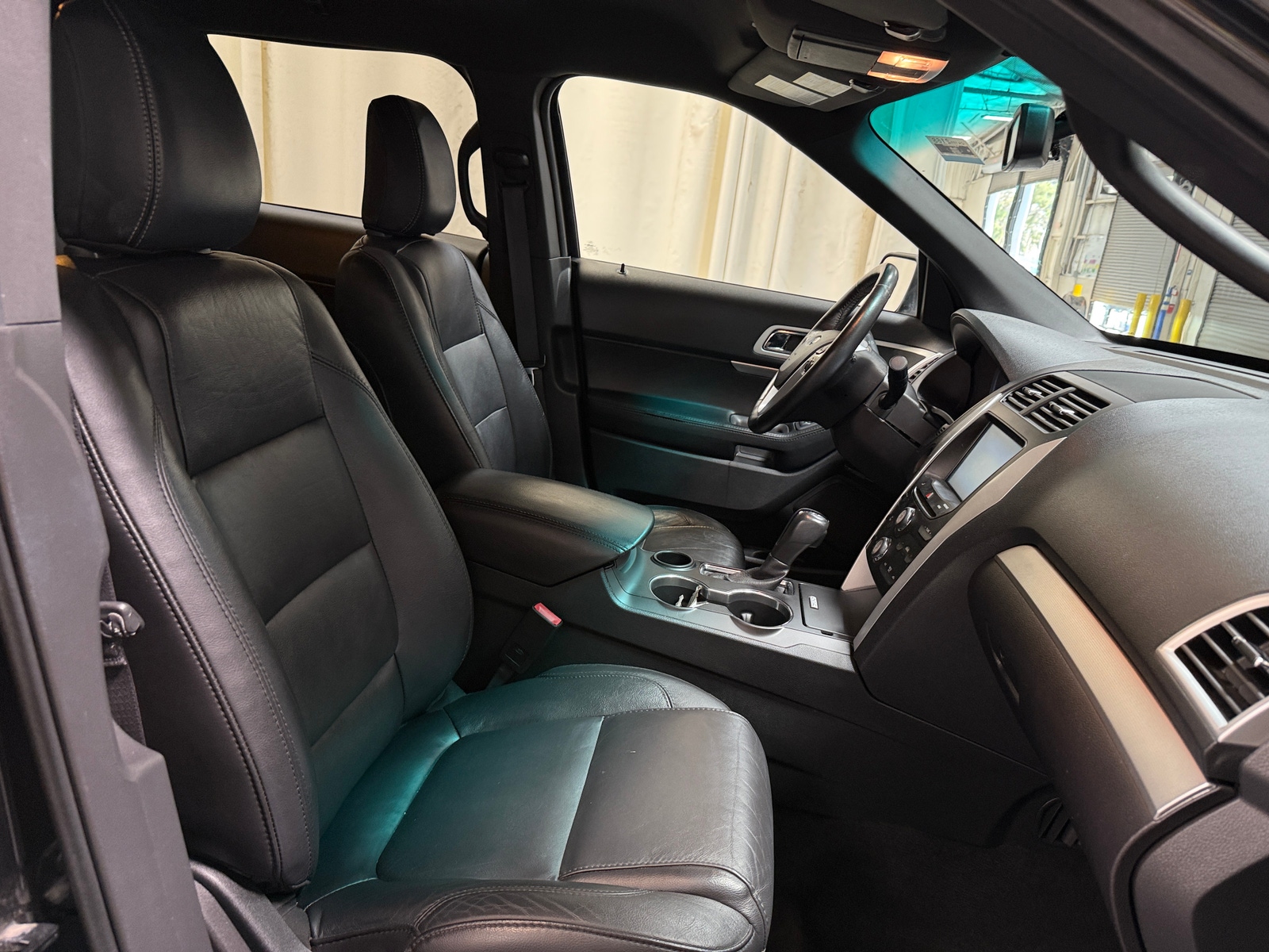 Thumbnail: 2015 Ford Explorer - 2