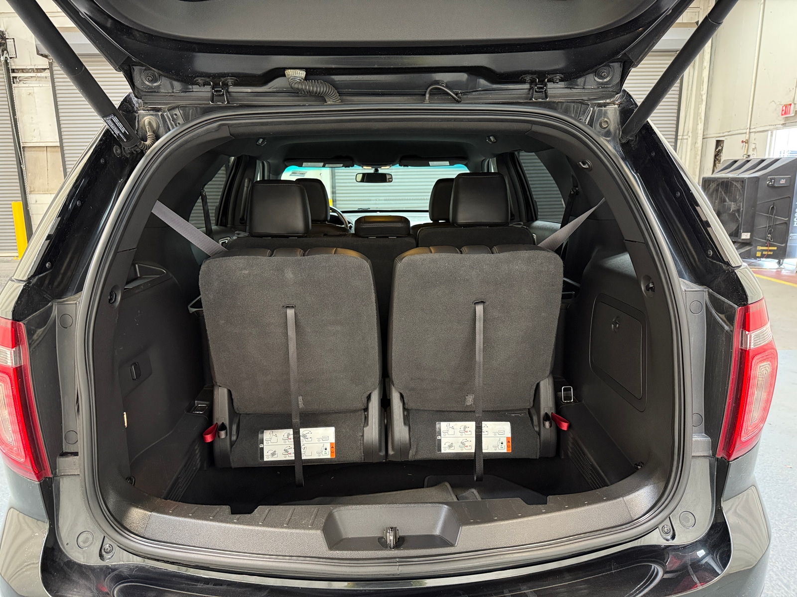 Thumbnail: 2015 Ford Explorer - 7