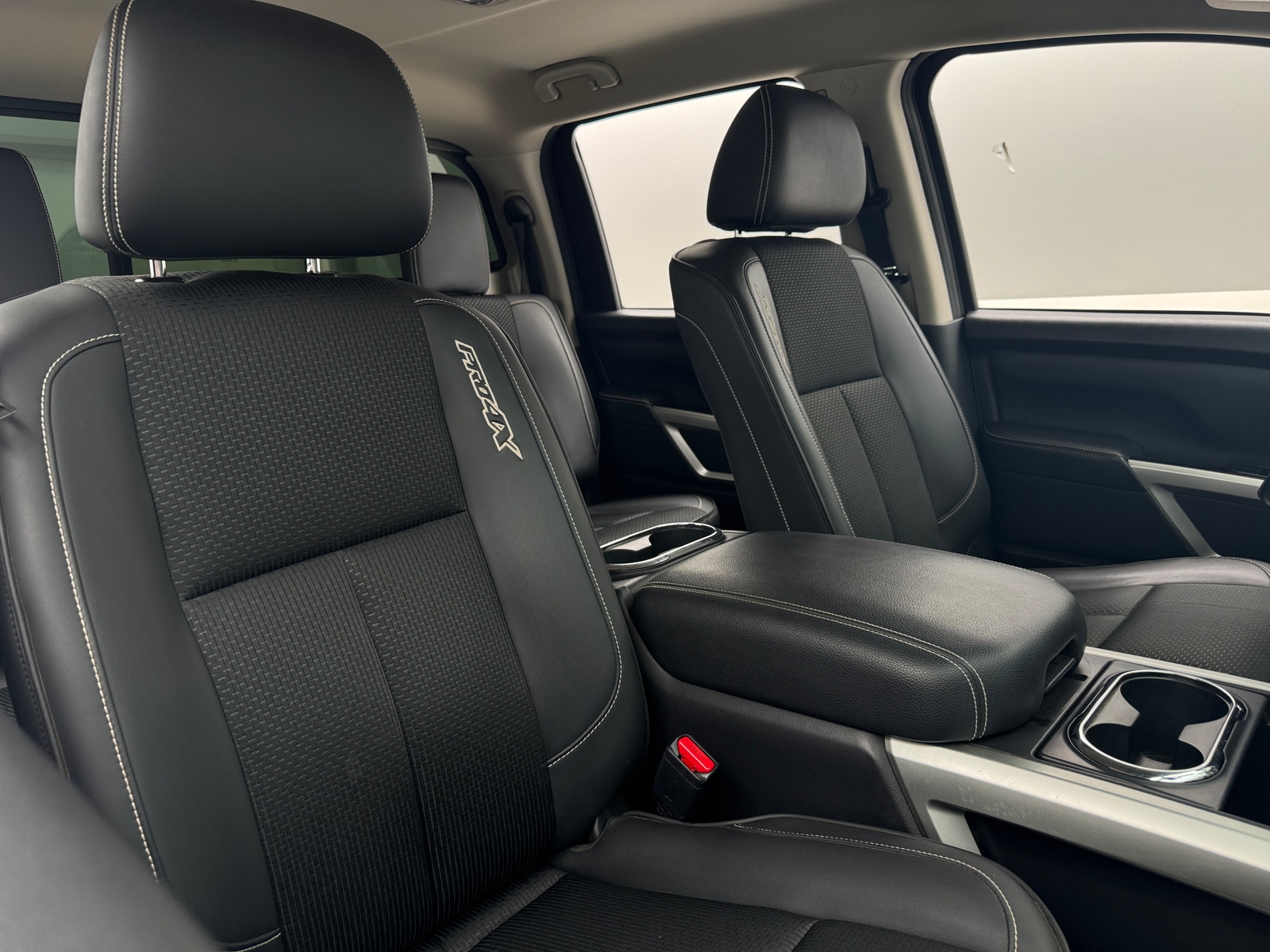 Thumbnail: 2019 Nissan Titan - 2