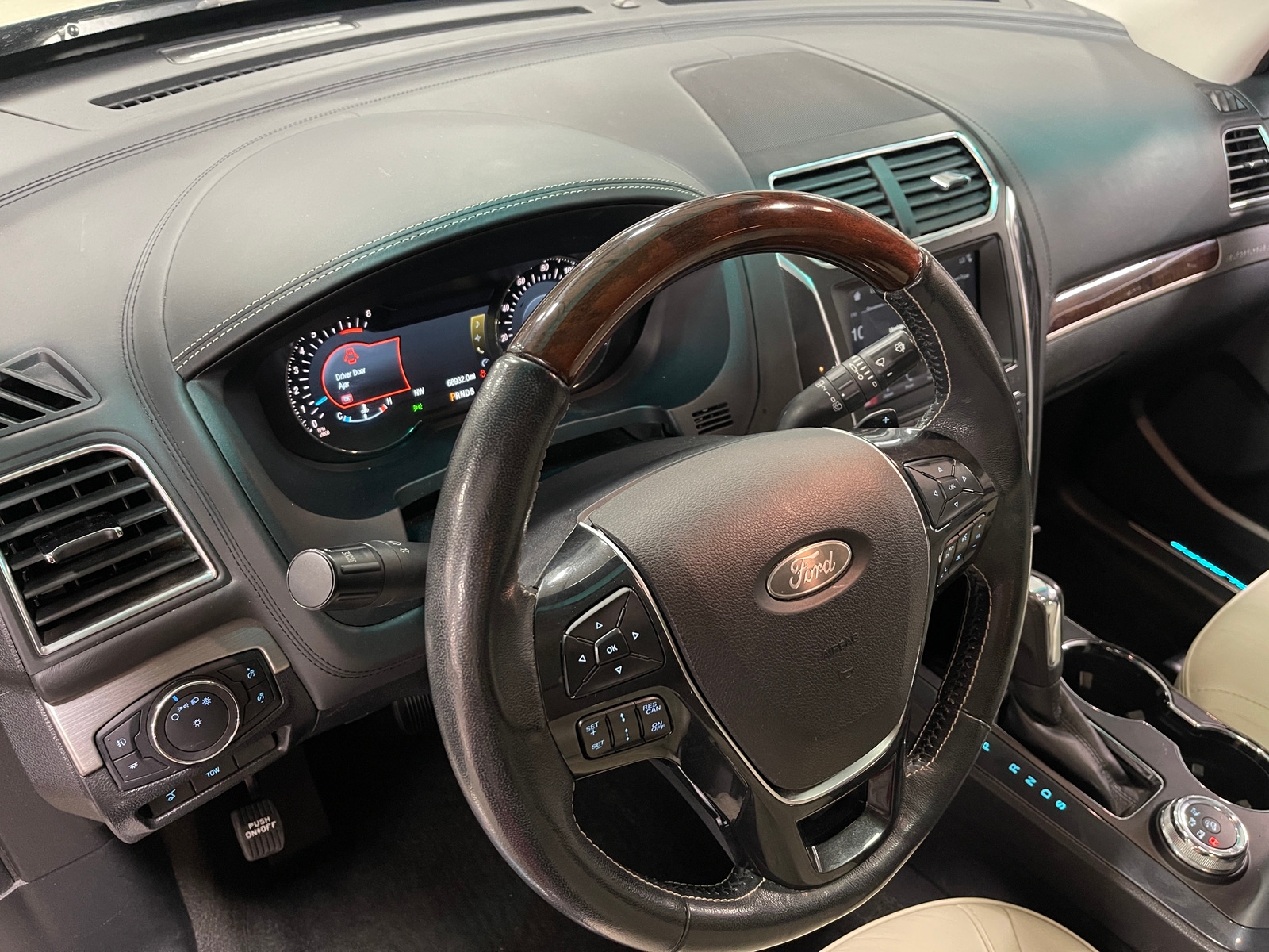 Thumbnail: 2018 Ford Explorer - 2