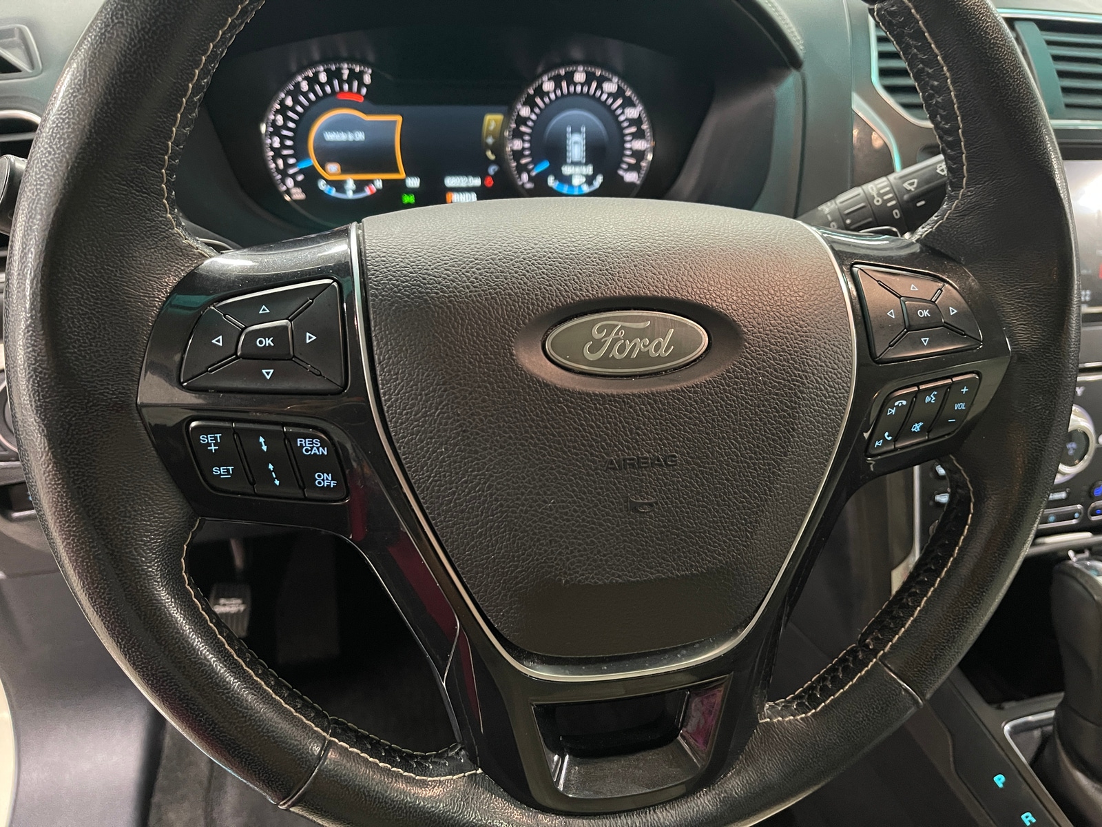 Thumbnail: 2018 Ford Explorer - 4