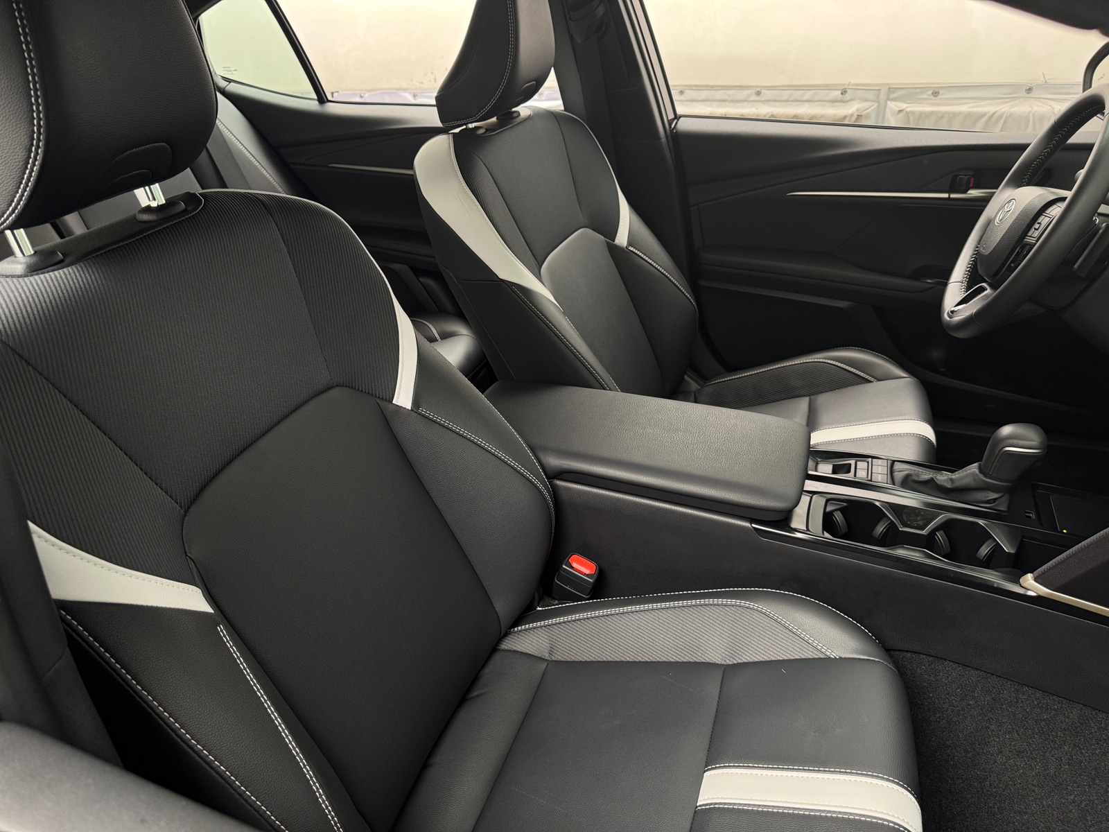 Thumbnail: 2025 Toyota Camry - 2