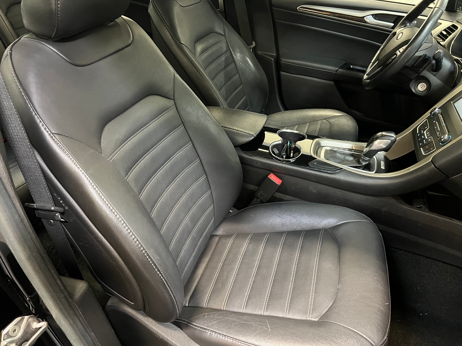 Thumbnail: 2016 Ford Fusion - 2