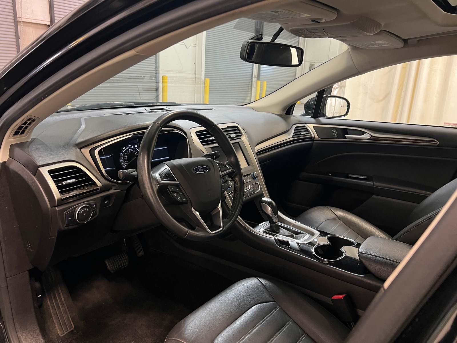 Thumbnail: 2016 Ford Fusion - 3