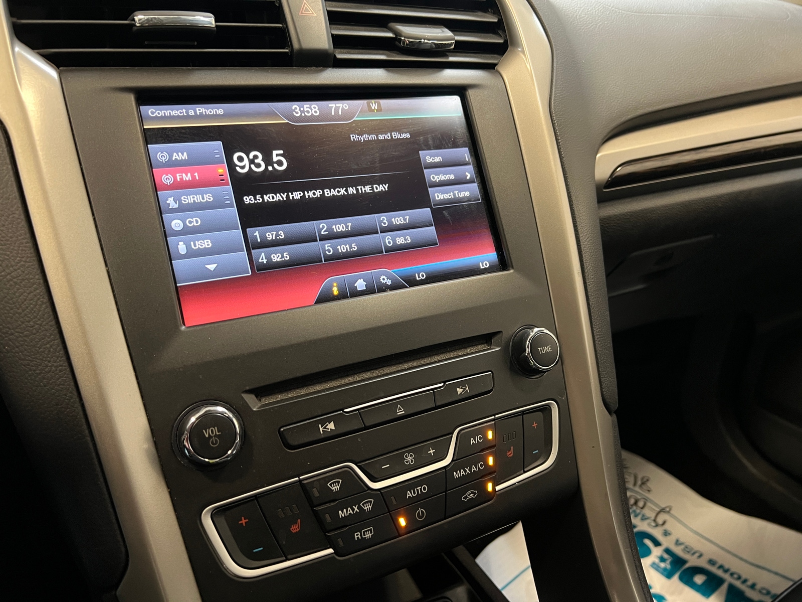 Thumbnail: 2016 Ford Fusion - 4