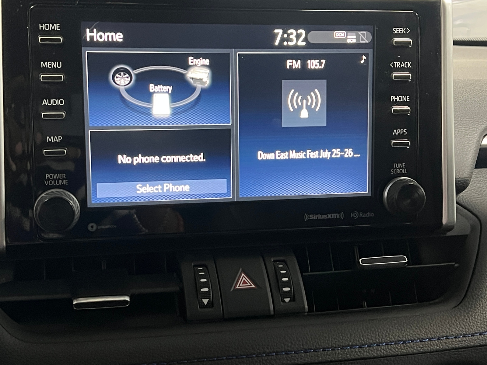 Thumbnail: 2021 Toyota RAV4 - 4