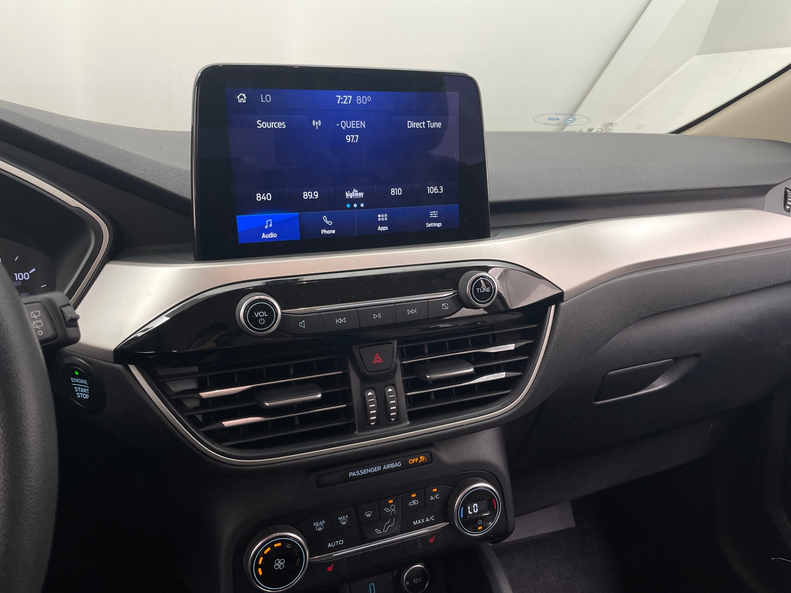 Thumbnail: 2020 Ford Escape - 4