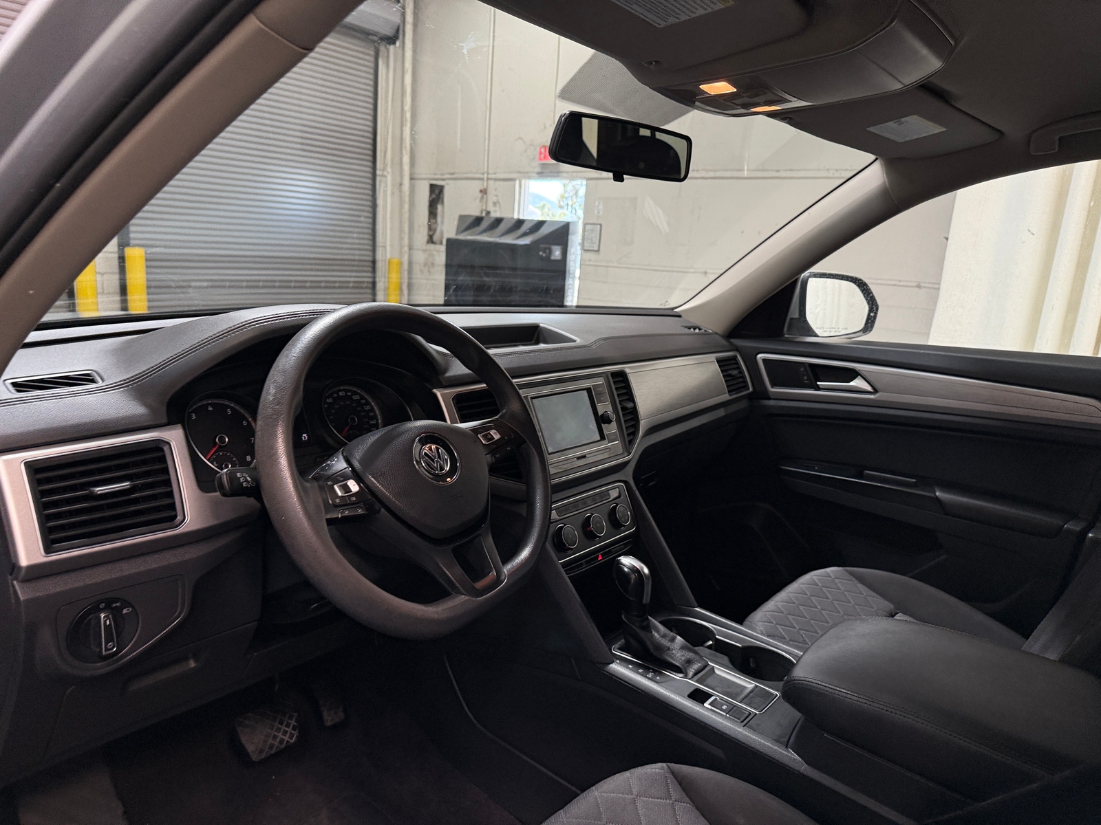 Thumbnail: 2018 Volkswagen Atlas - 3