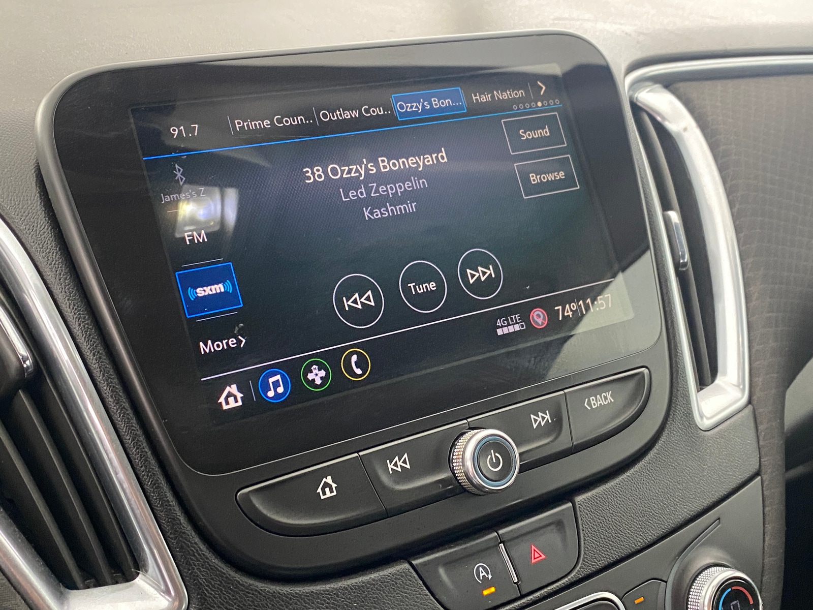 Thumbnail: 2020 Chevrolet Malibu - 4