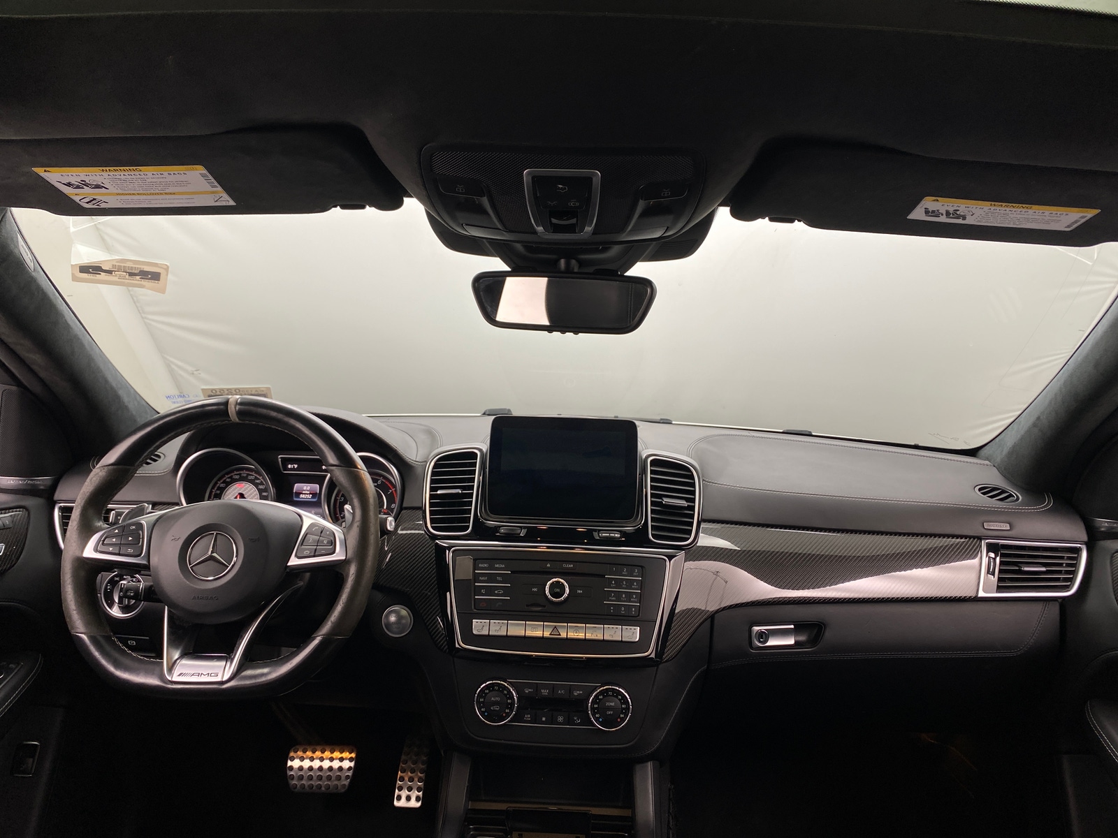 Thumbnail: 2017 Mercedes-Benz GLE - 2