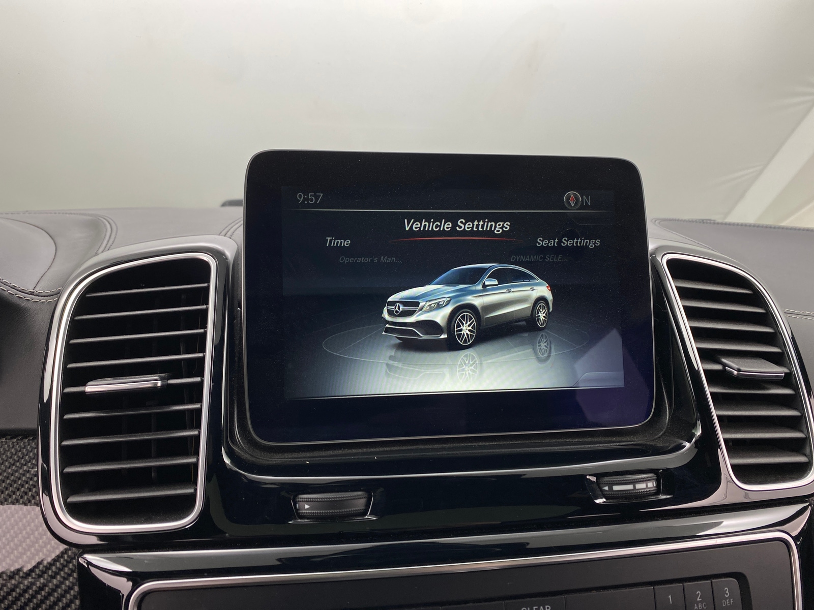 Thumbnail: 2017 Mercedes-Benz GLE - 3
