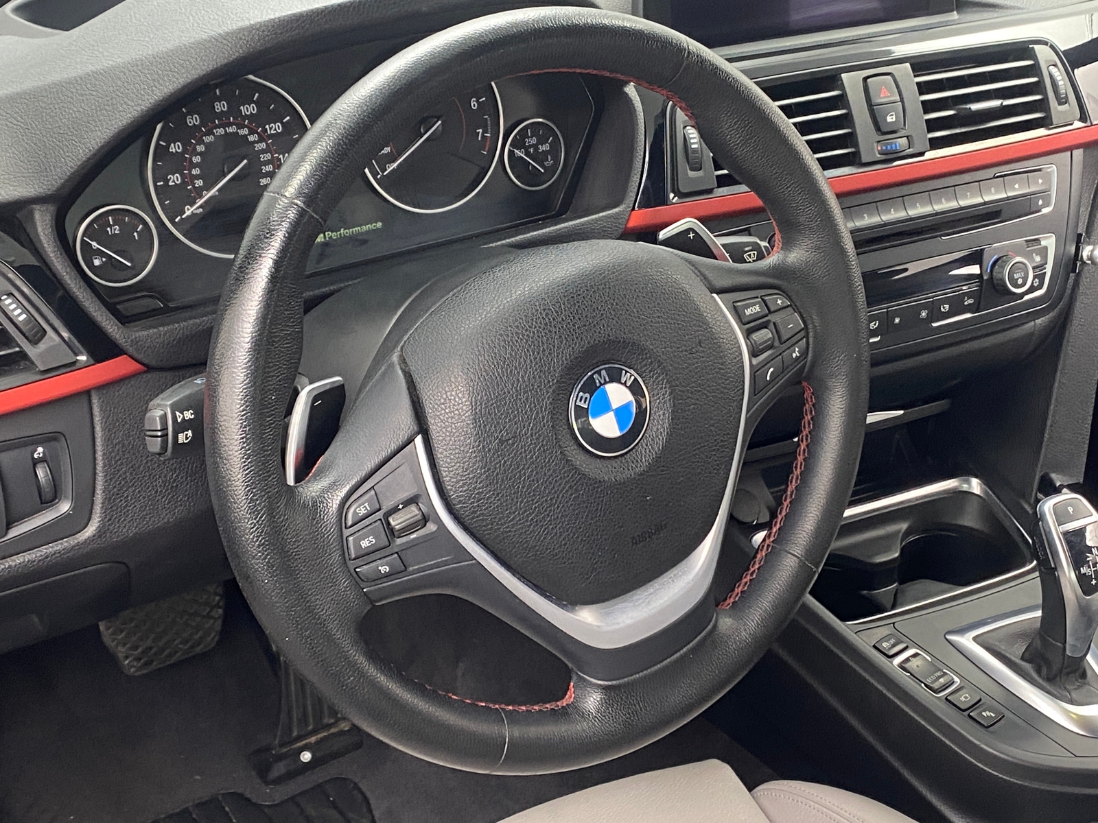 Thumbnail: 2012 BMW 3 Series - 4
