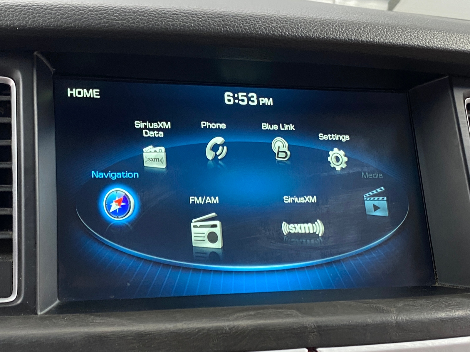 Thumbnail: 2015 Hyundai Genesis - 3