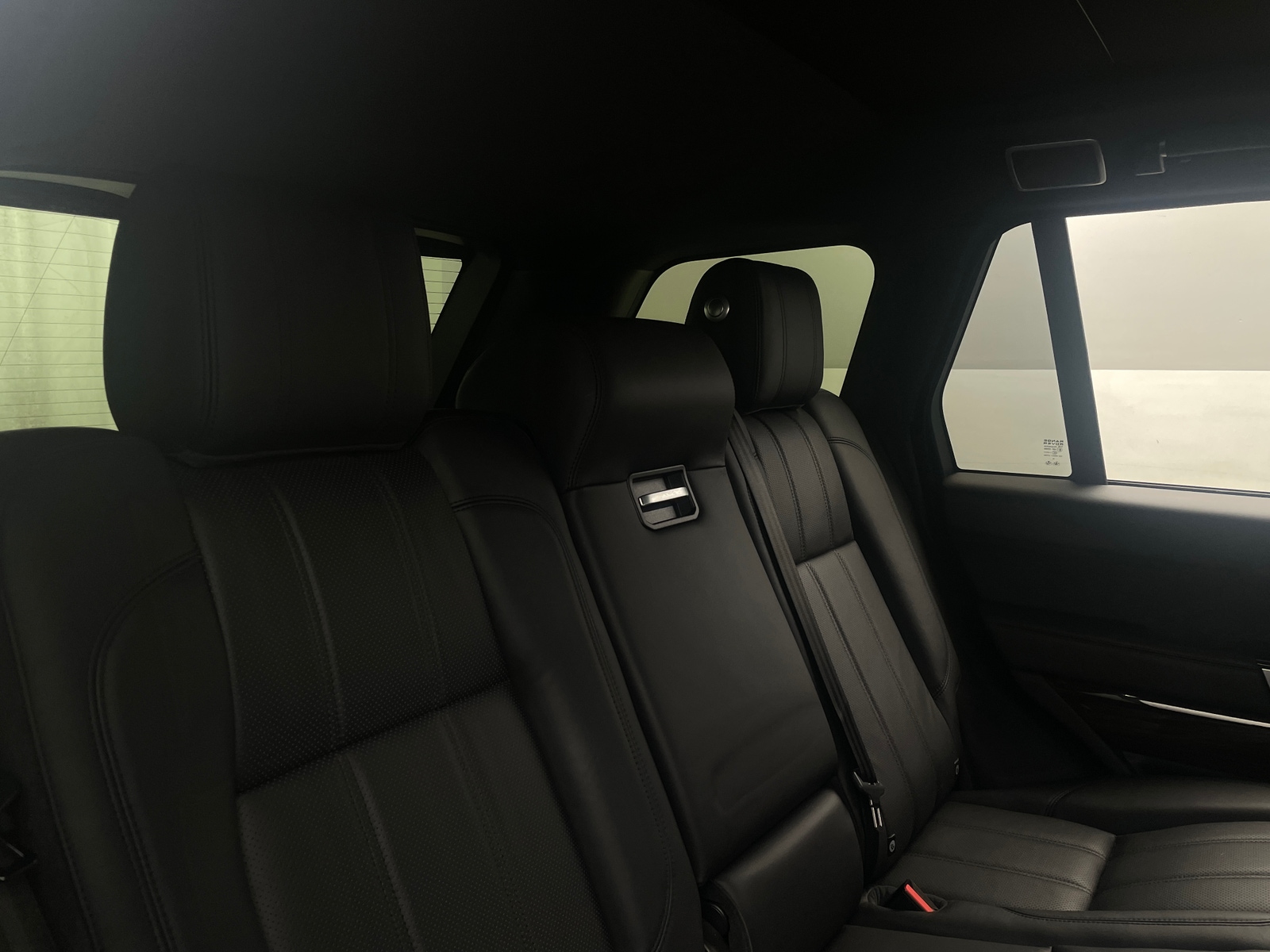 Thumbnail: 2017 Land Rover Range Rover - 5