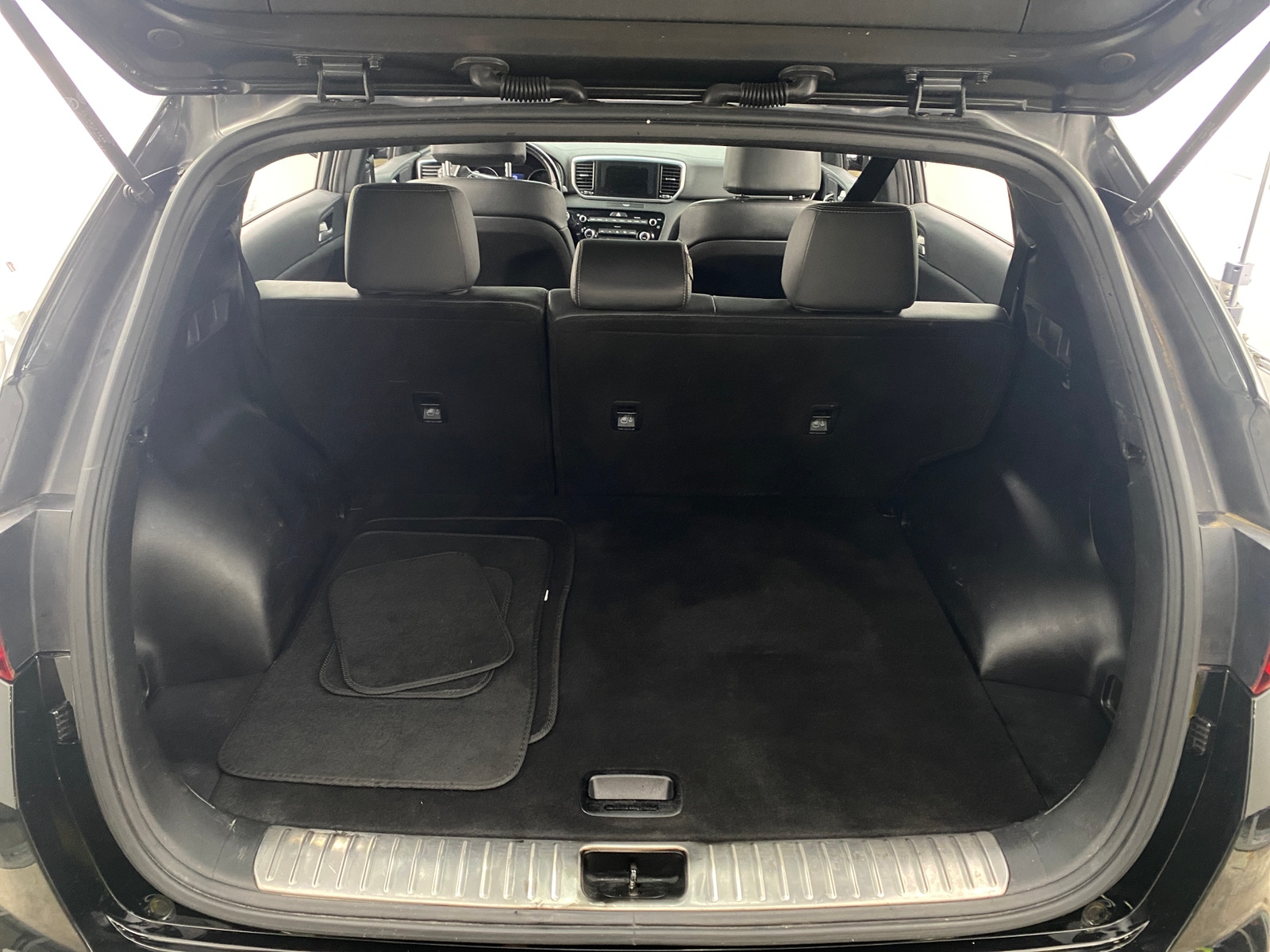 Thumbnail: 2021 Kia Sportage - 6