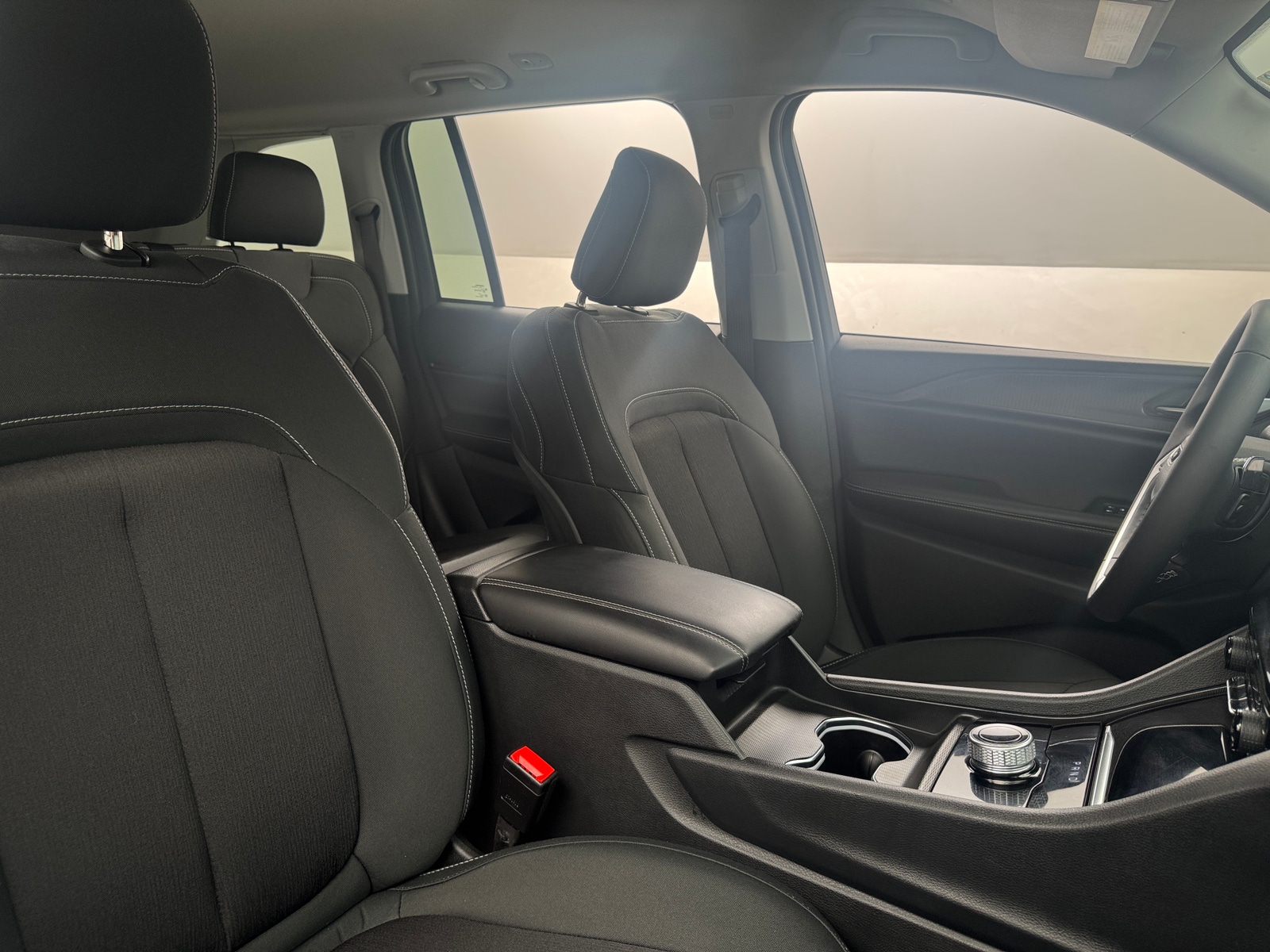Thumbnail: 2023 Jeep Grand Cherokee - 2