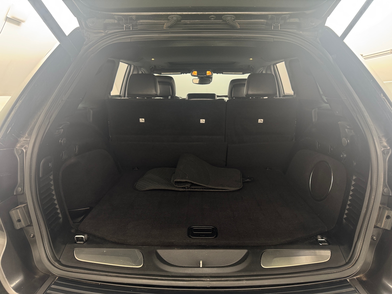 Thumbnail: 2019 Jeep Grand Cherokee - 7