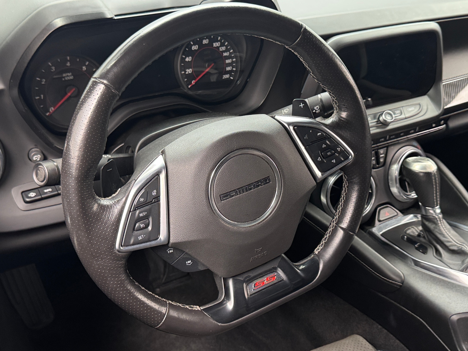 Thumbnail: 2019 Chevrolet Camaro - 3