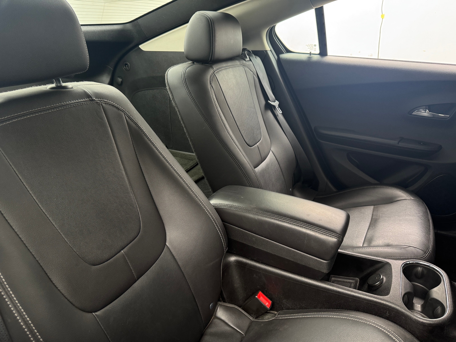 Thumbnail: 2014 Chevrolet Volt - 5