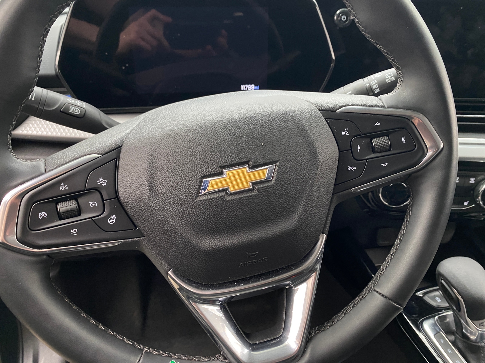 Thumbnail: 2025 Chevrolet Trax - 5
