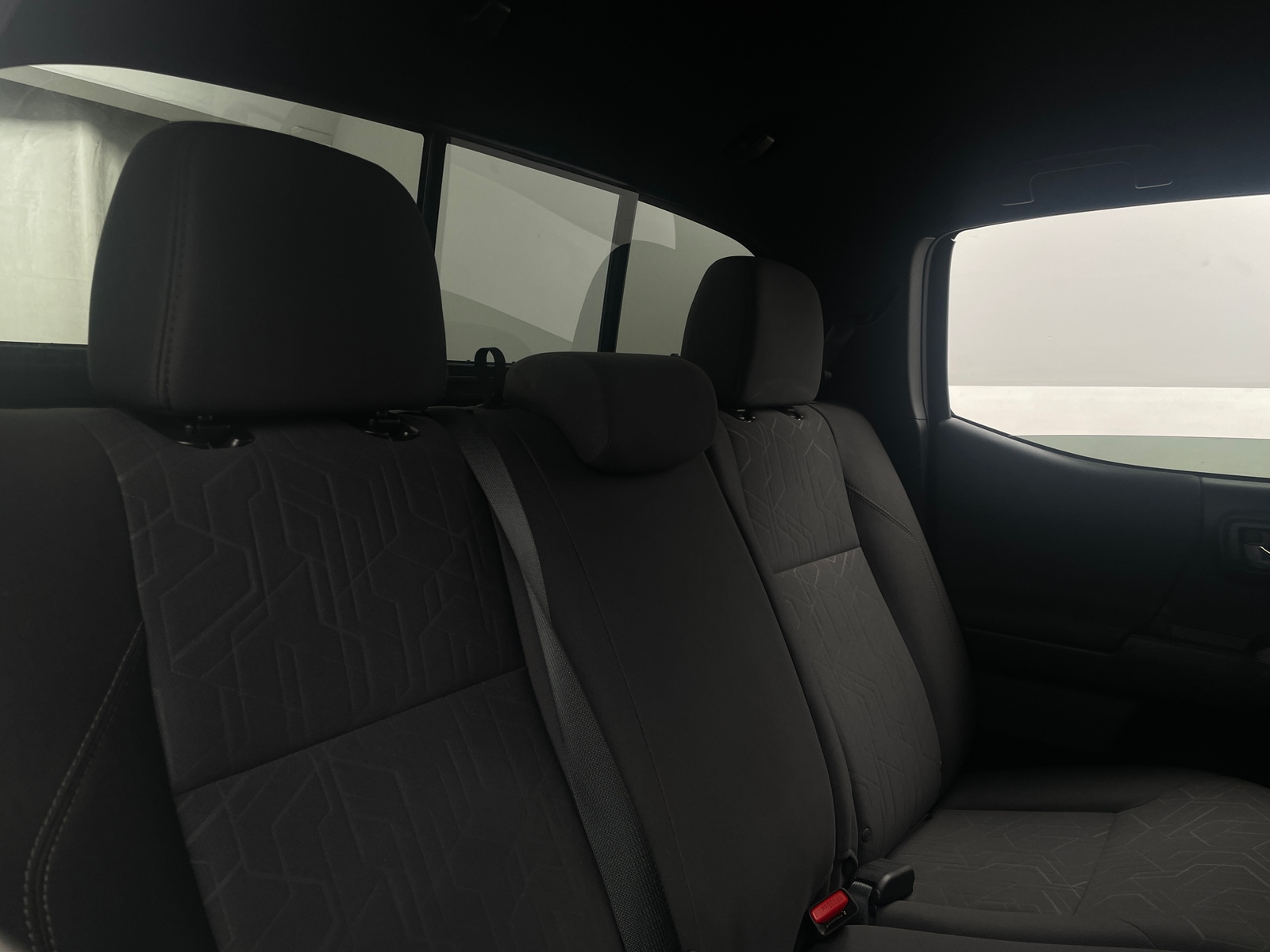Thumbnail: 2018 Toyota Tacoma - 6