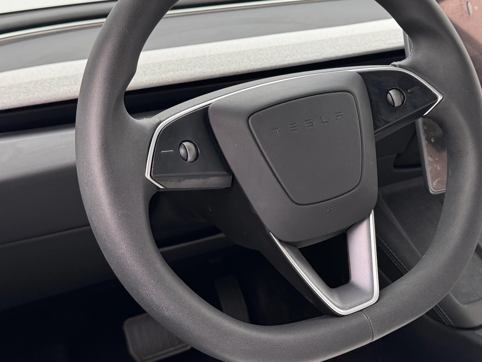 Thumbnail: 2024 Tesla Model 3 - 4