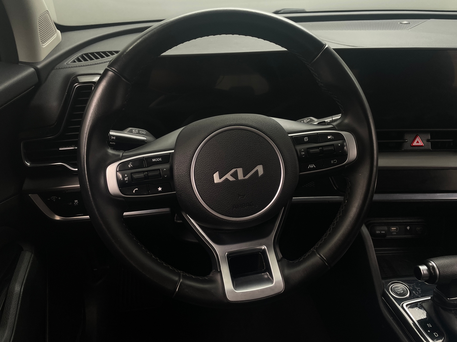 Thumbnail: 2023 Kia Sportage - 4