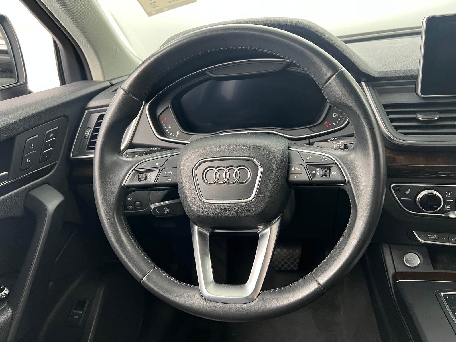 Thumbnail: 2018 Audi Q5 - 4