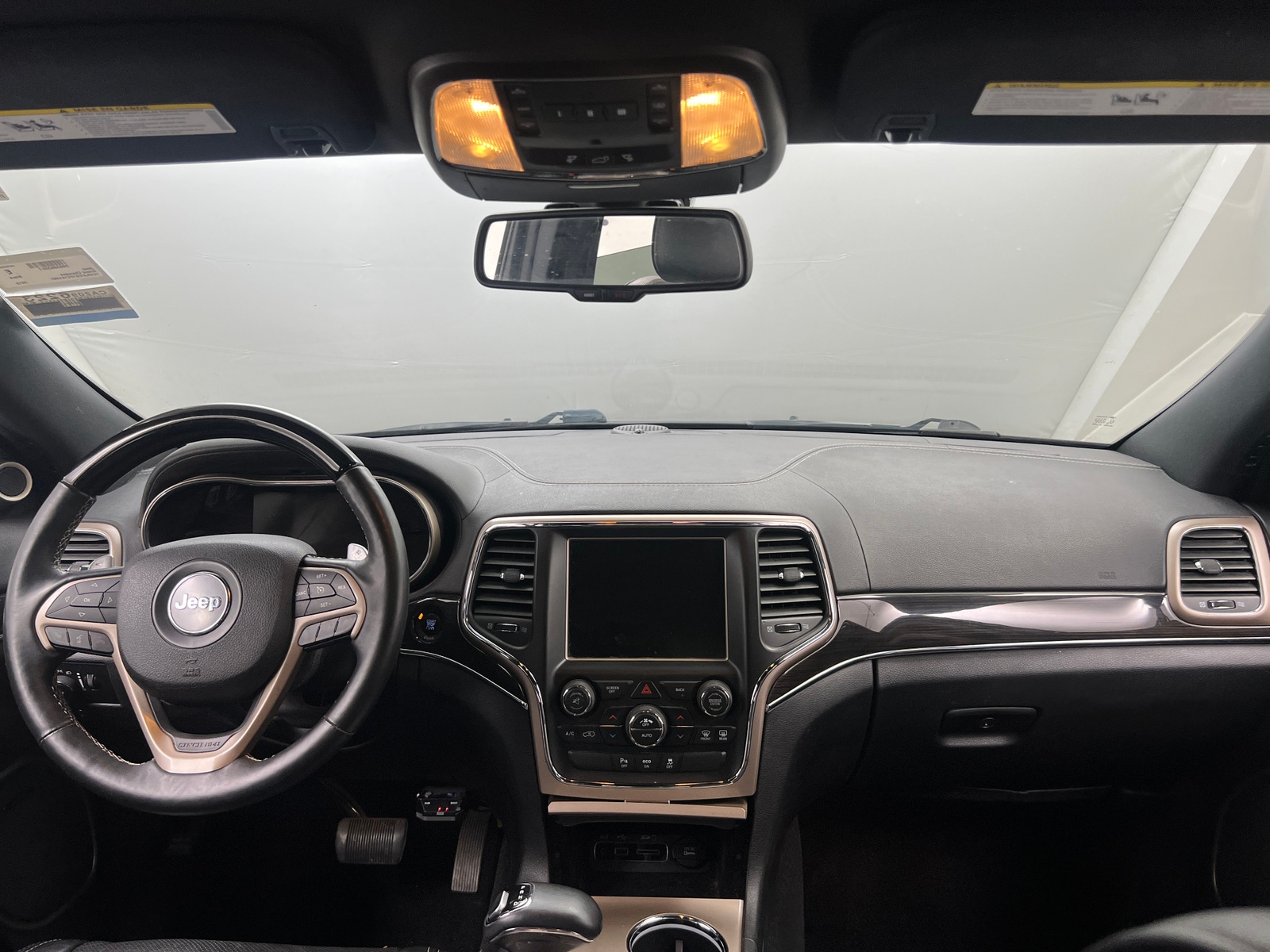 Thumbnail: 2015 Jeep Grand Cherokee - 2