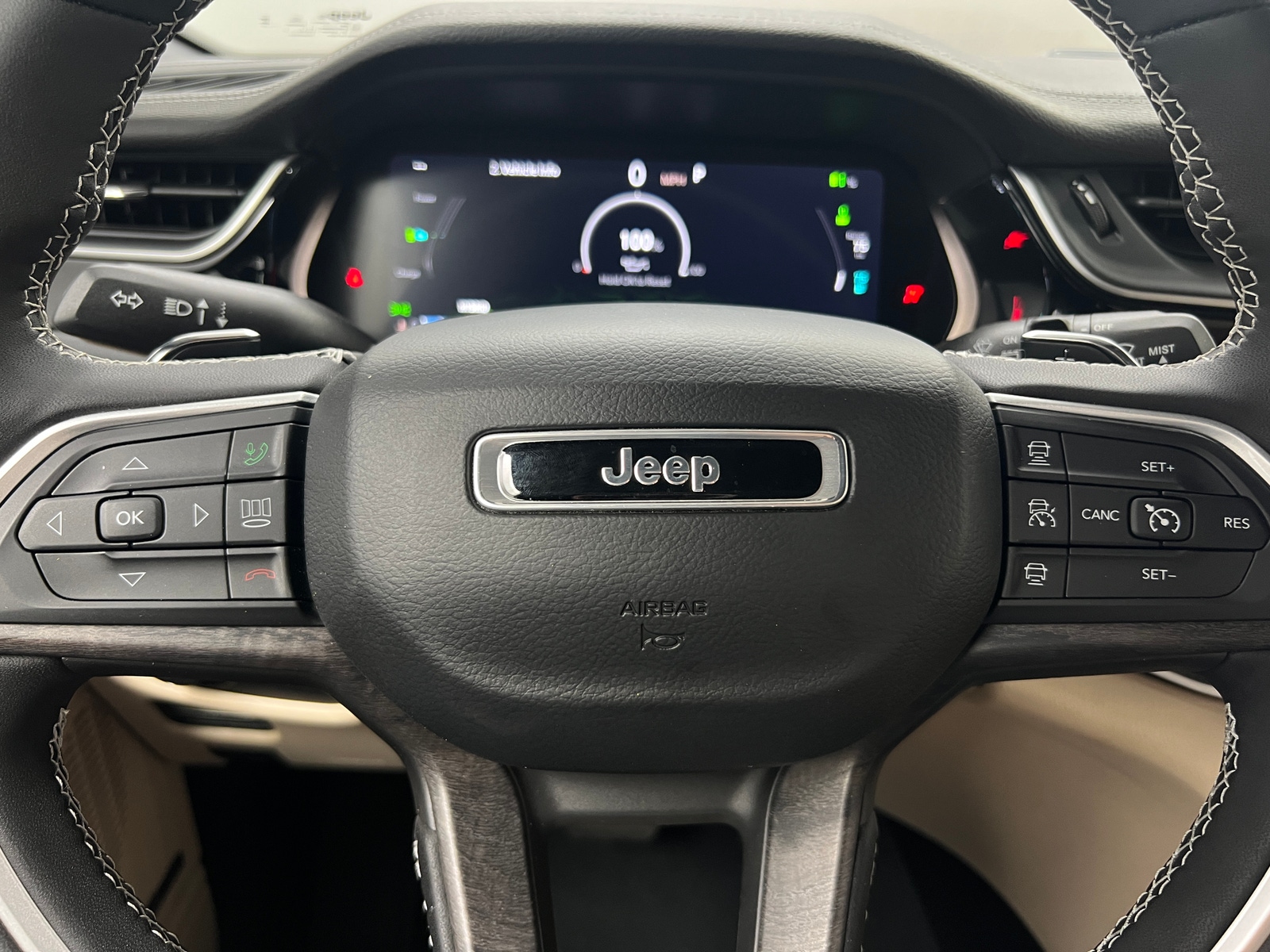 Thumbnail: 2023 Jeep Grand Cherokee - 5