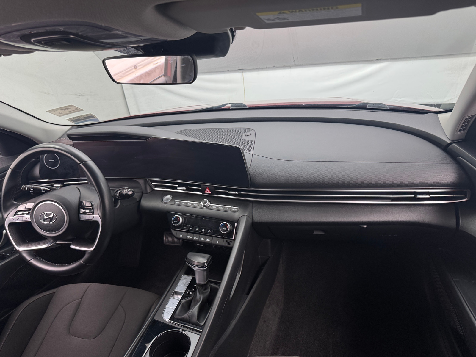 Thumbnail: 2023 Hyundai Elantra - 3